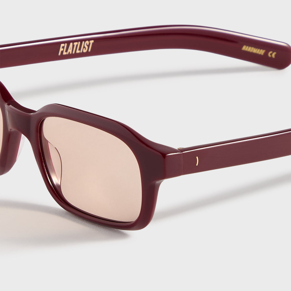Flatlist Hanky Sunglasses - Solid Bordeaux / Peach Lens