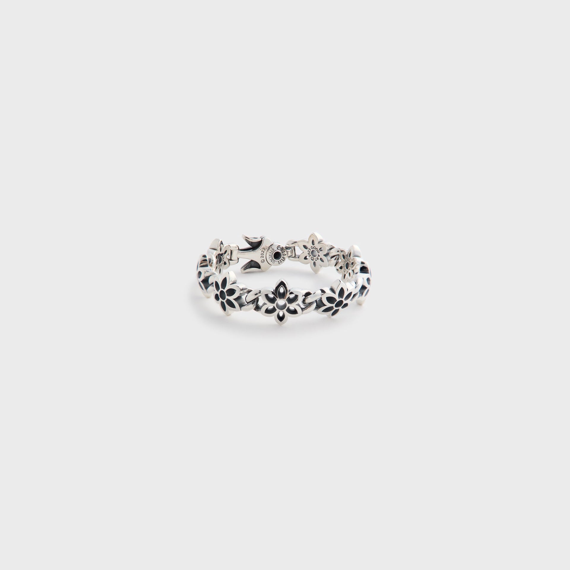 GOOD ART HLYWD Model 10 Cutout Rosette Bracelet - Silver