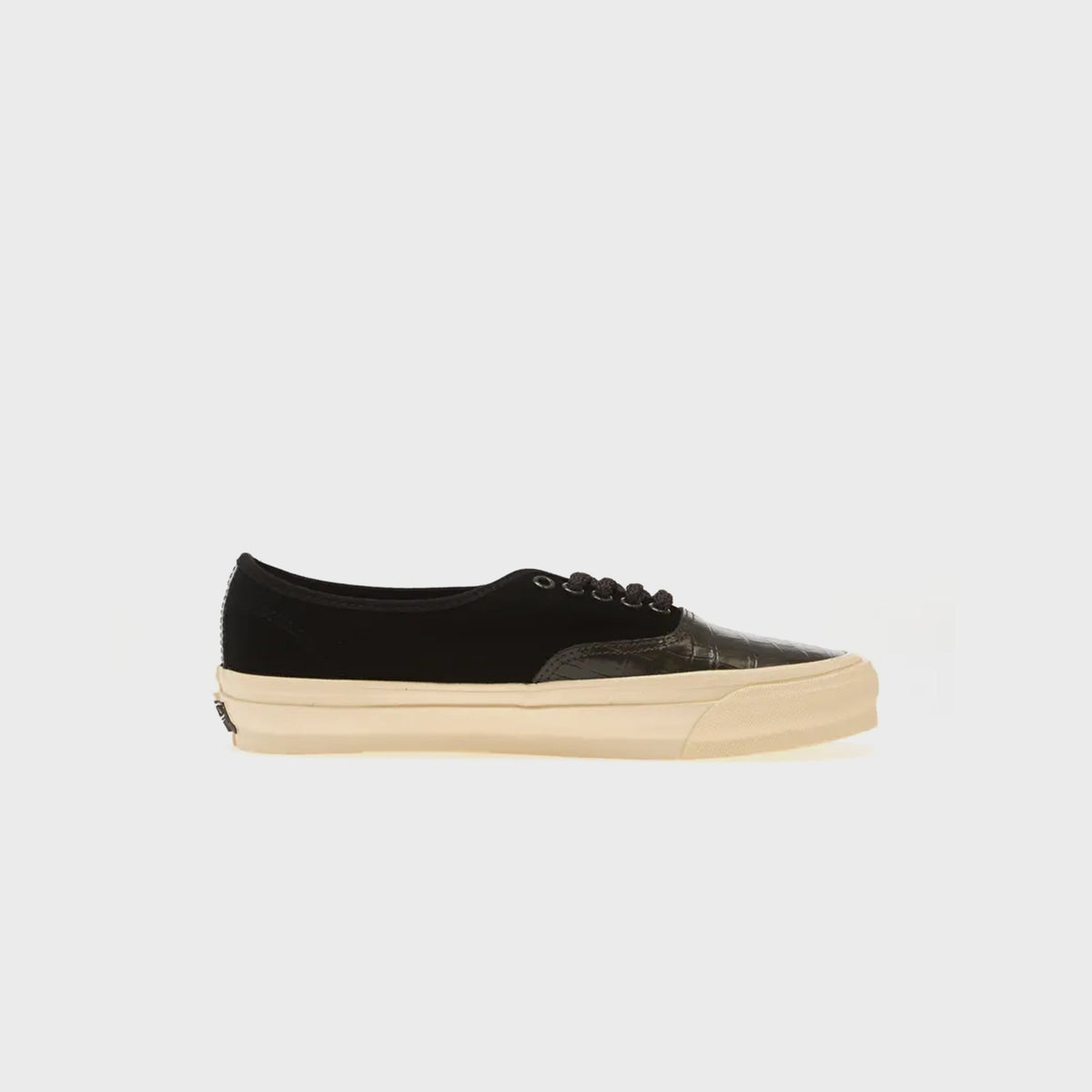 VANS LX Authentic 44 - Black / Sand White