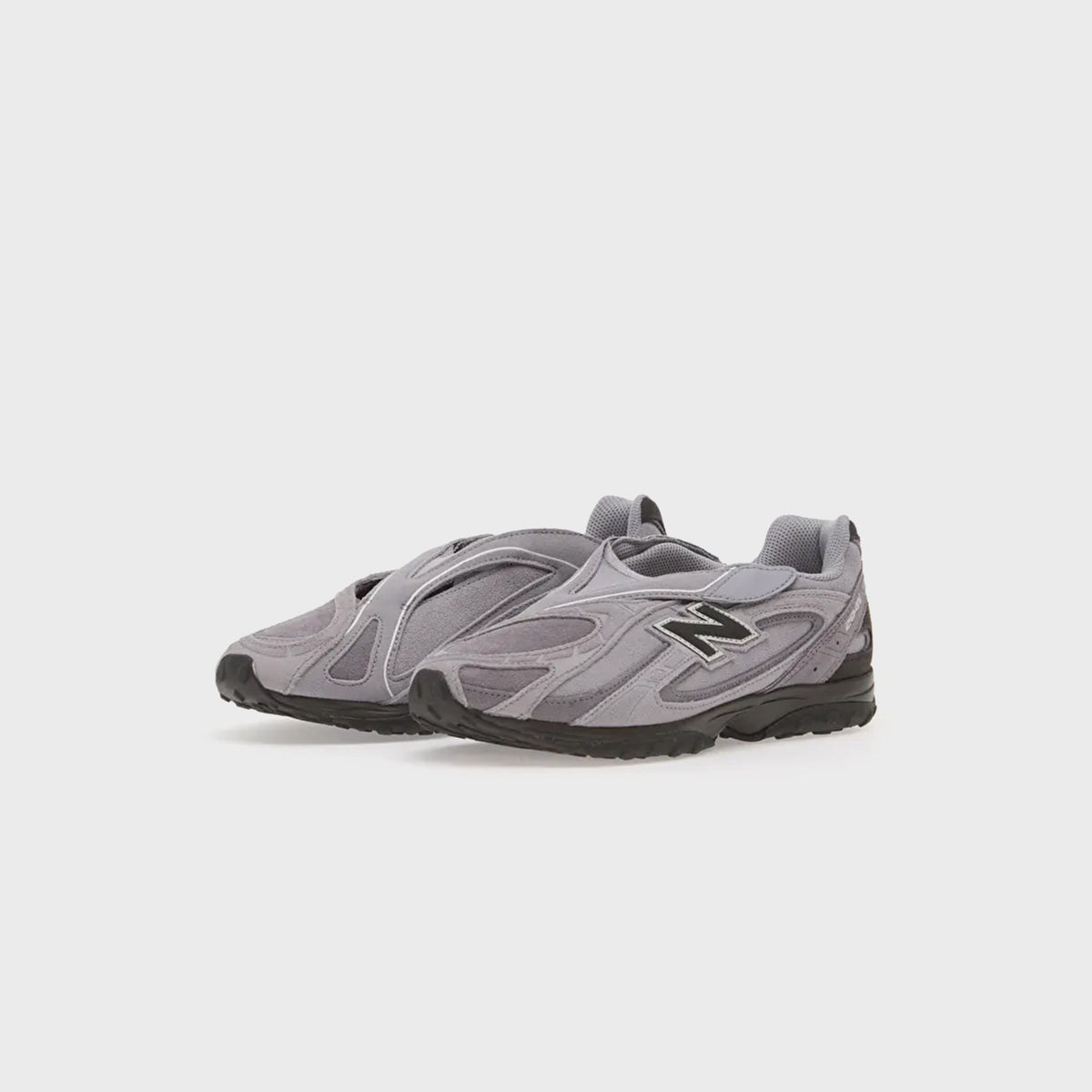 New Balance 204V - Off-Line Grey / Digital Mist / Black Cement