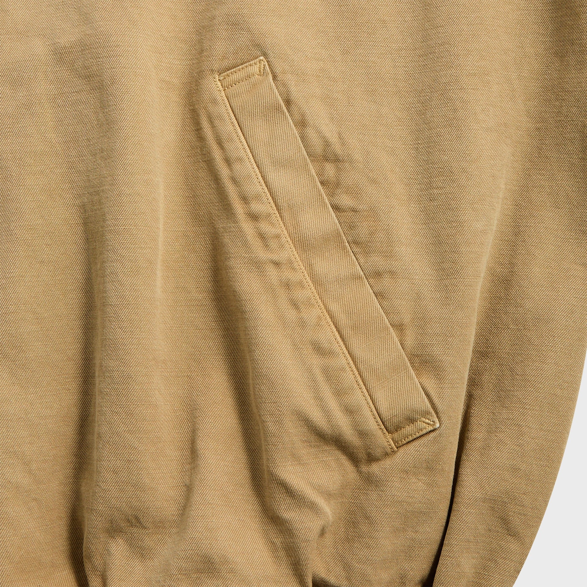 Auralee Product Dyed Finx Garbadine Swing Top in Dyed Beige