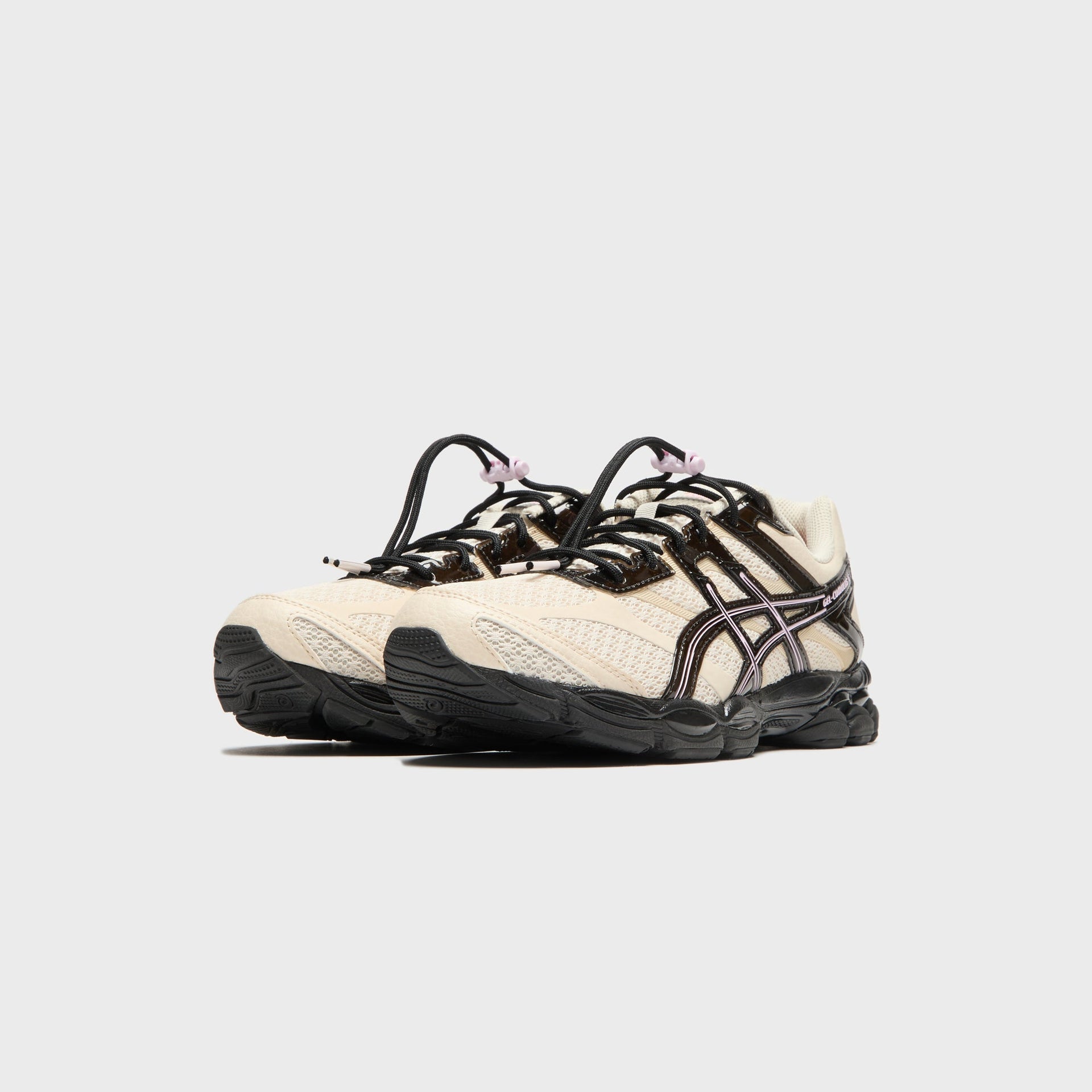 ASICS x Finesse Gel-Cumulus 16 - Sand / Desert Rose