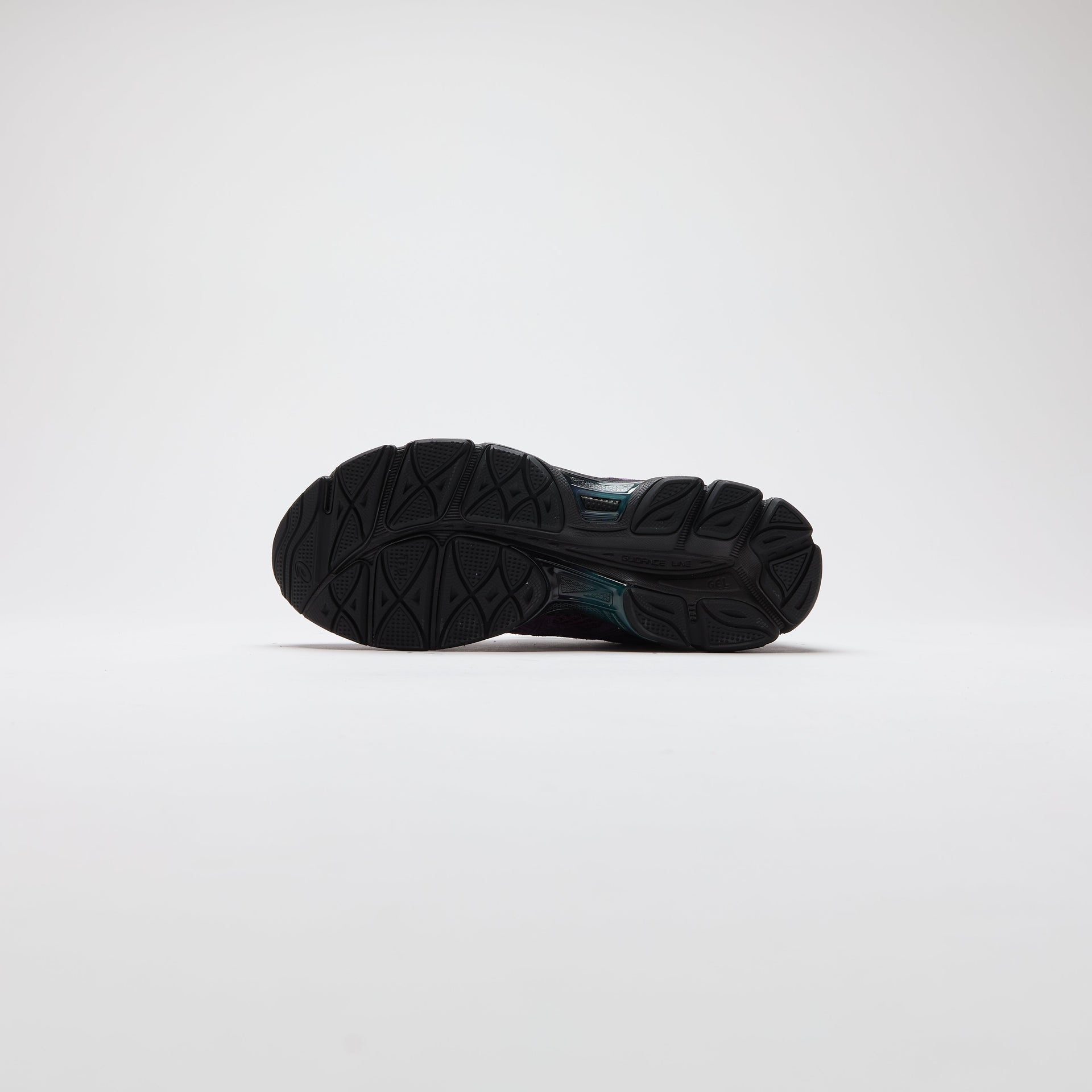 ASICS x Carnan GEL-Cumulus 16 - Black Berry / Purple