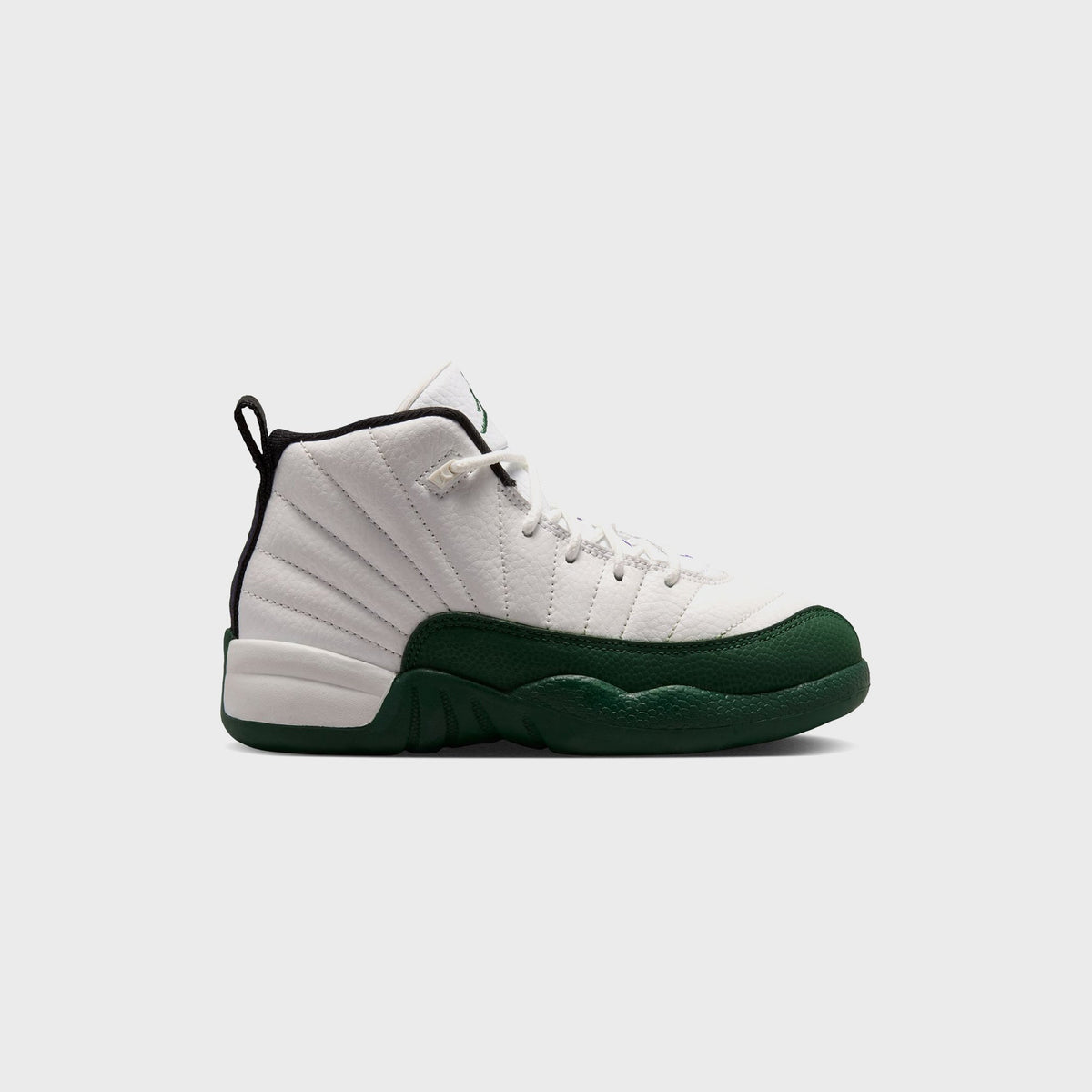 Jordan PS Air Jordan 12 Retro preschool sneaker in Summit White pebbled leather with Gorge Green toe, lateral side view