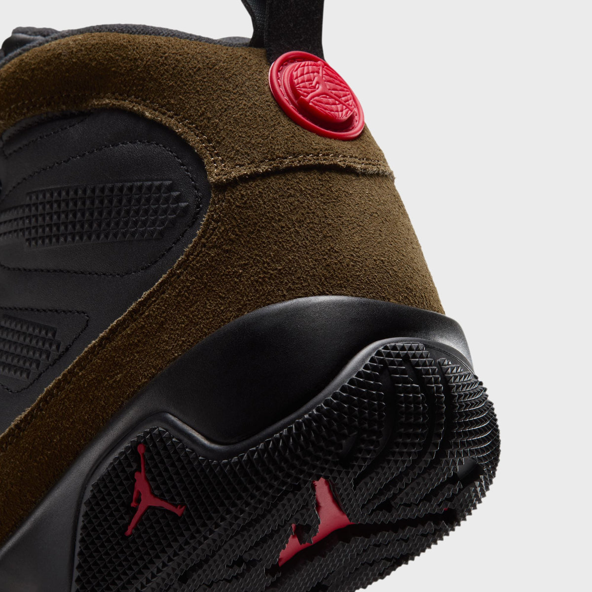 Jordan Air Jordan 9 Retro Boot NRG - Black / Light Olive / True Red