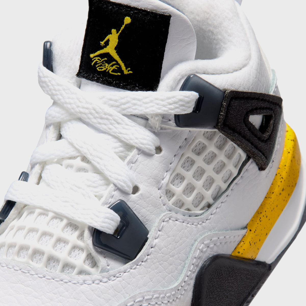 Jordan TD Jordan 4 Retro - White / Tour Yellow / Dark Blue Grey / Black