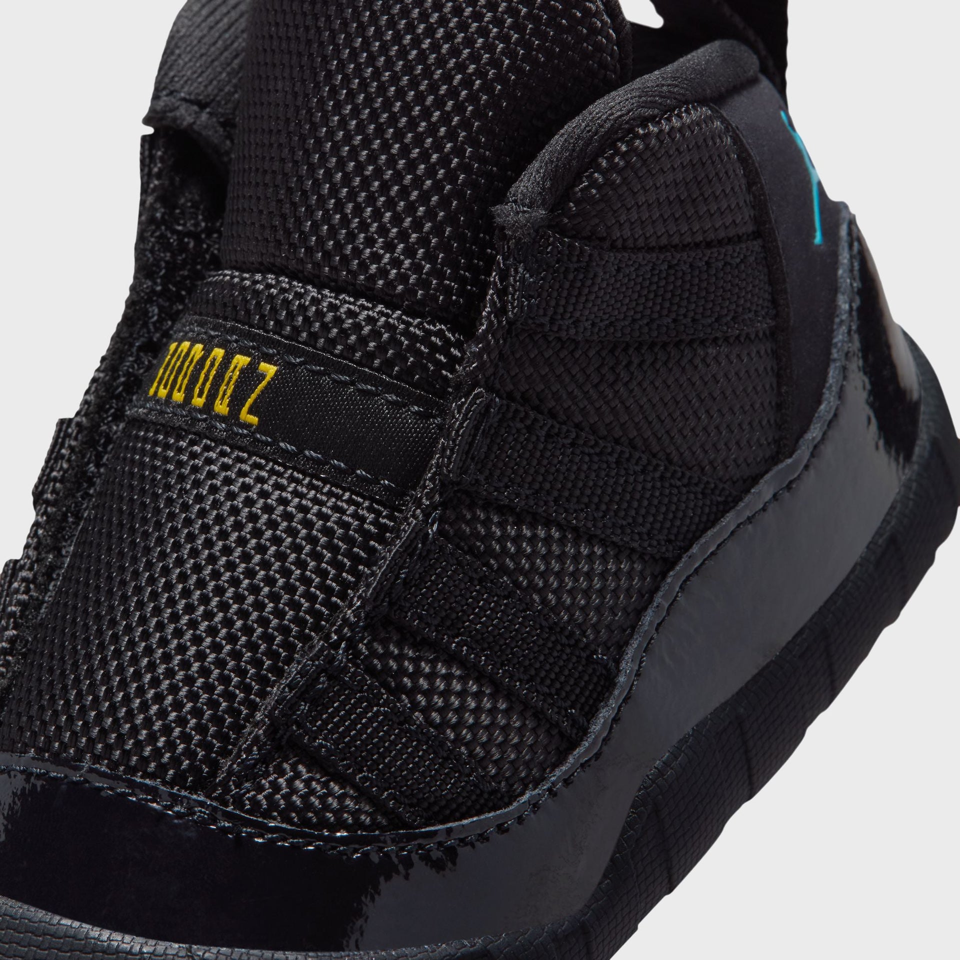 Jordan TD 11 Gamma - Black / Varsity Maize / Gamma Blue