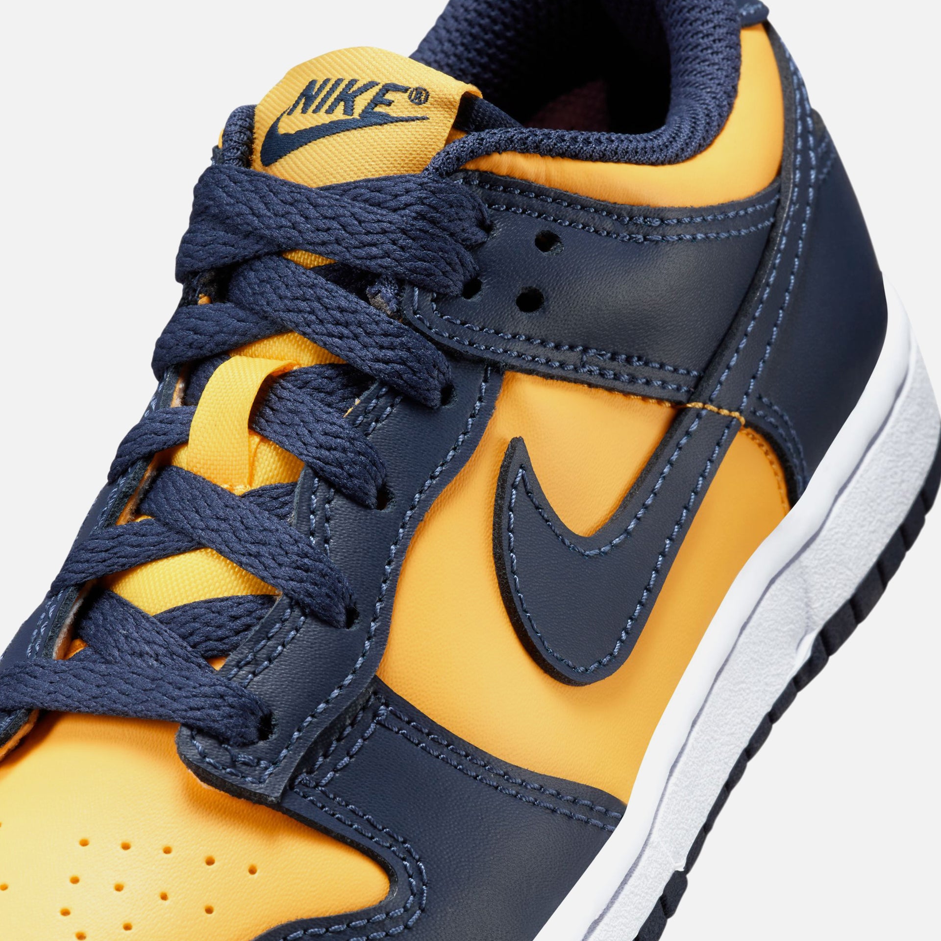 Nike Pre-School Dunk Low BP Michigan - Varsity Maize / Midnight Navy / White / Tota