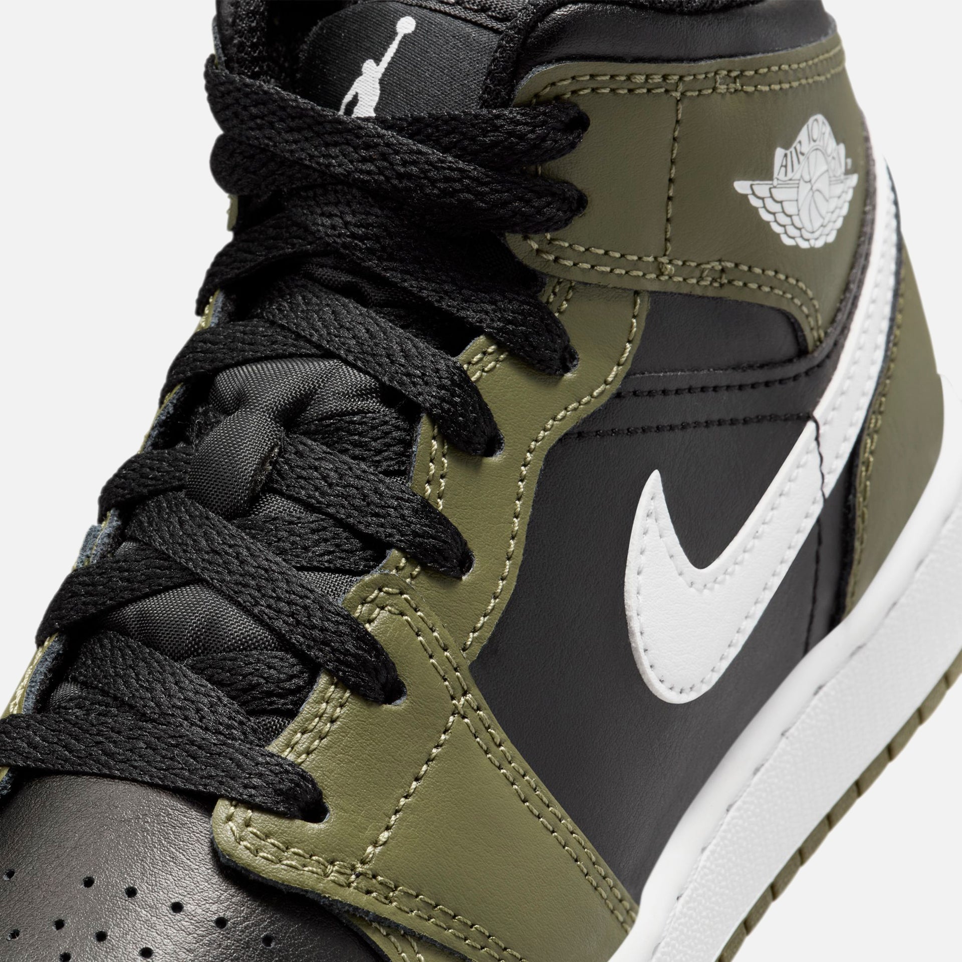 Jordan Air Jordan 1 Mid - Black / White / Medium Olive