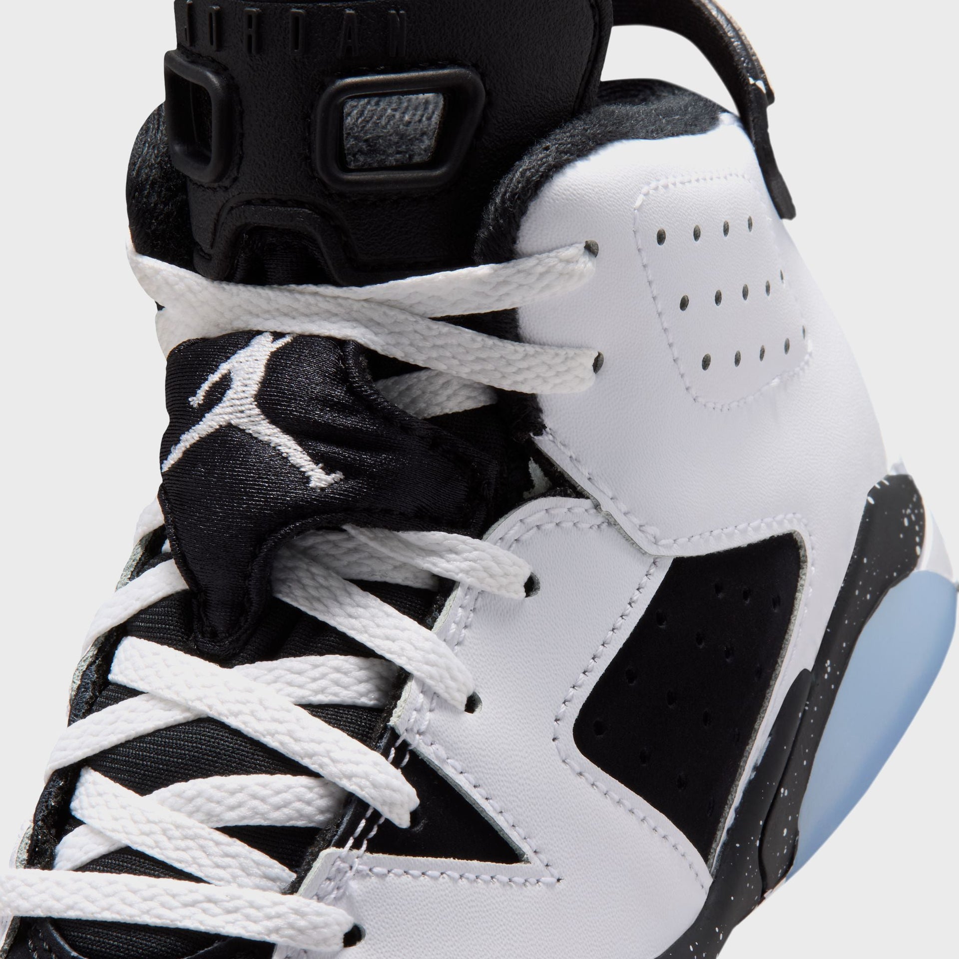 Jordan PS Jordan 6 Retro - White / Black