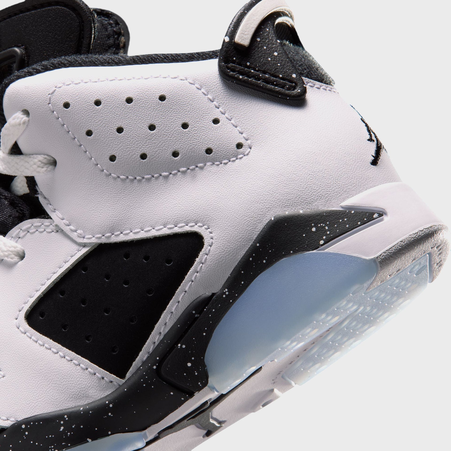 Jordan PS Jordan 6 Retro - White / Black