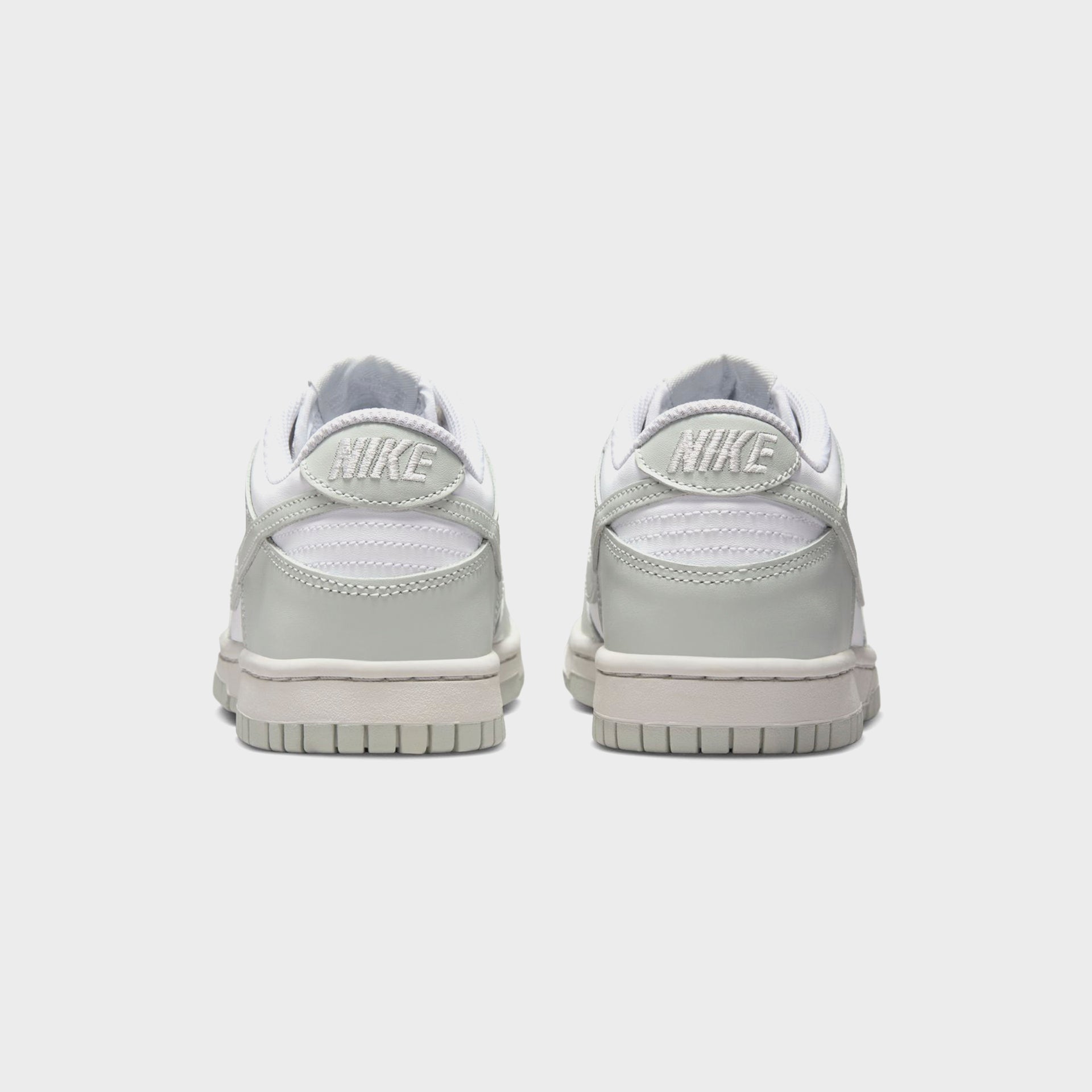 Nike GS Dunk Low - White / Light Silver / Photon Dust