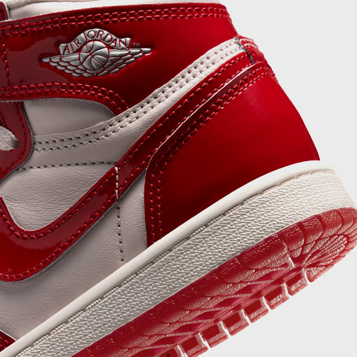 Jordan PS Jordan 1 Retro High OG - University Red / Light Soft Pink / Metallic Silver