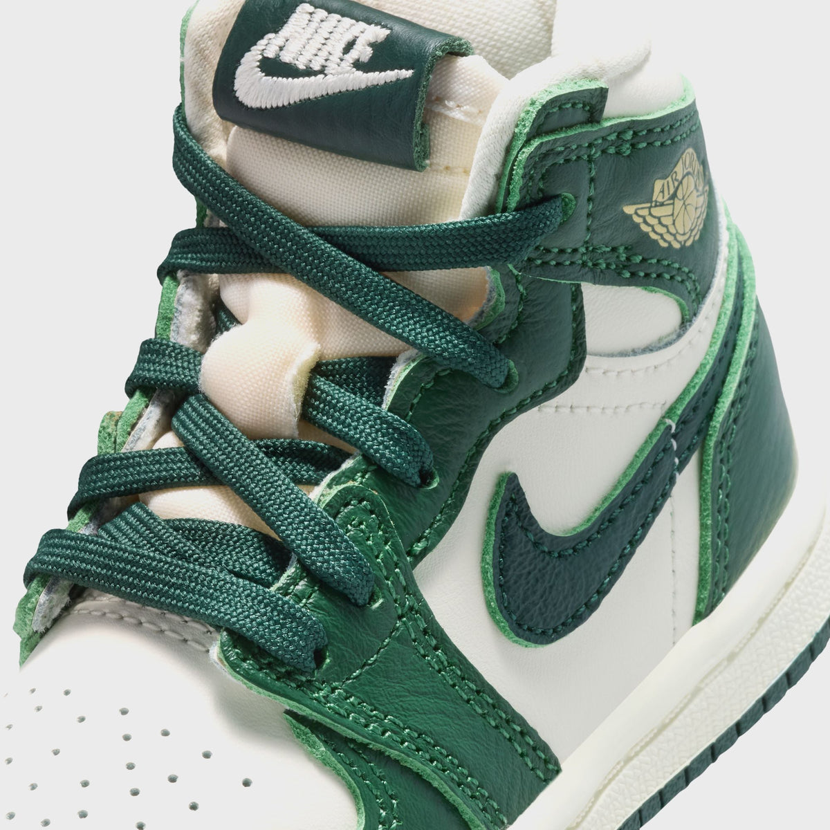 Jordan TD Air Jordan 1 Retro High OG - Fir / Coconut Milk / Pro Green