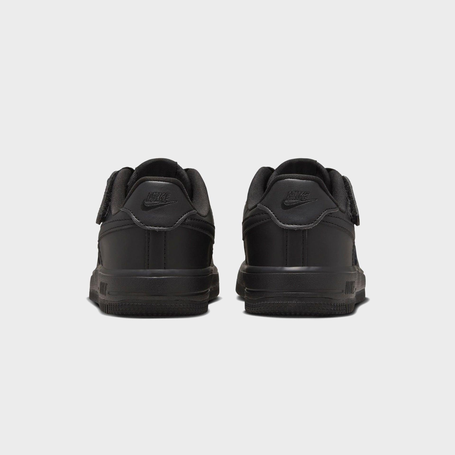 Nike PS Air Force 1 Low Easy On -  Black / Black / Black