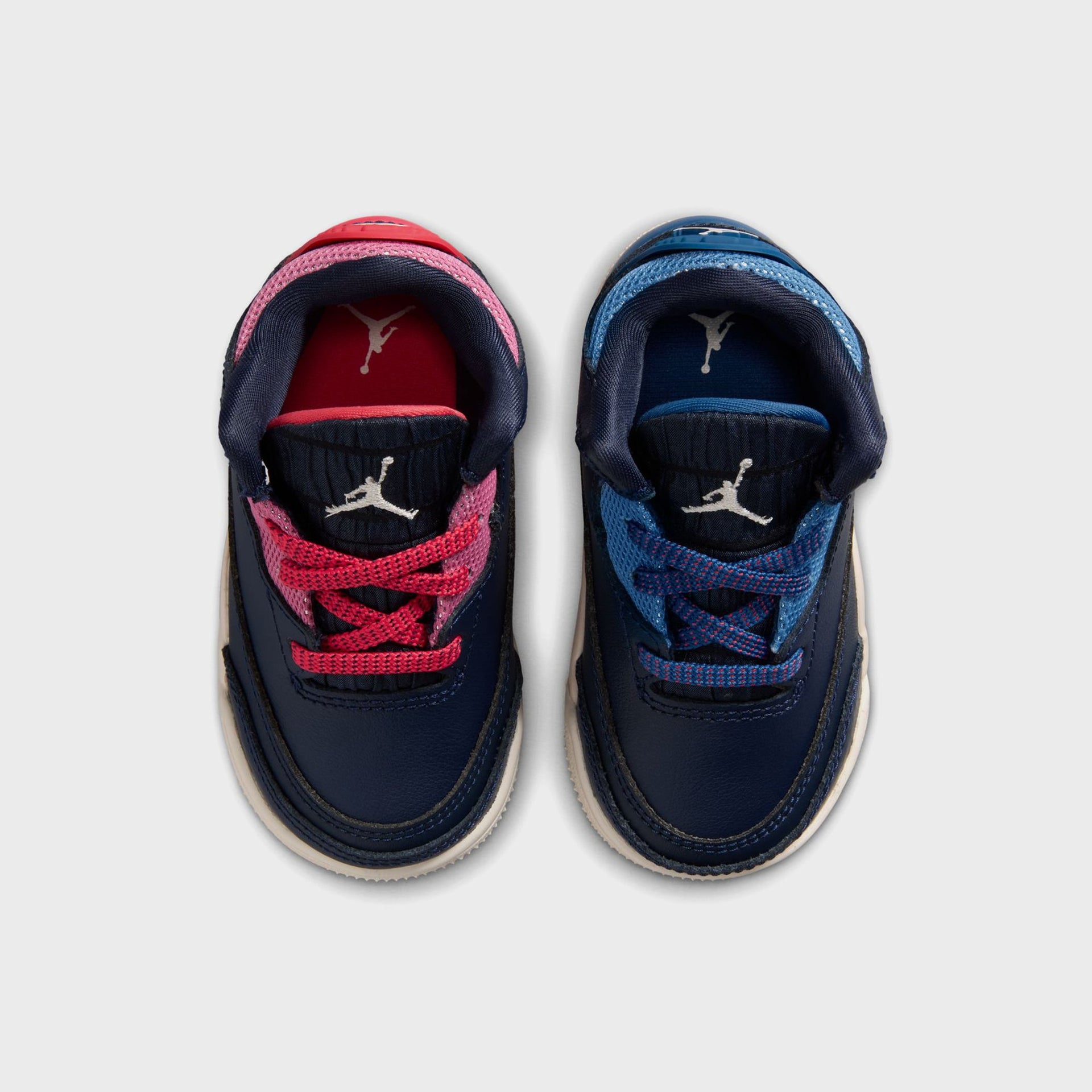 Jordan TD Jordan 3 Retro - Obsidian / Track Red / Chalk