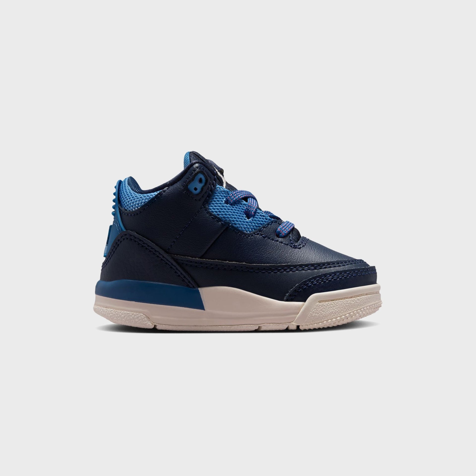 Jordan TD Jordan 3 Retro - Obsidian / Track Red / Chalk