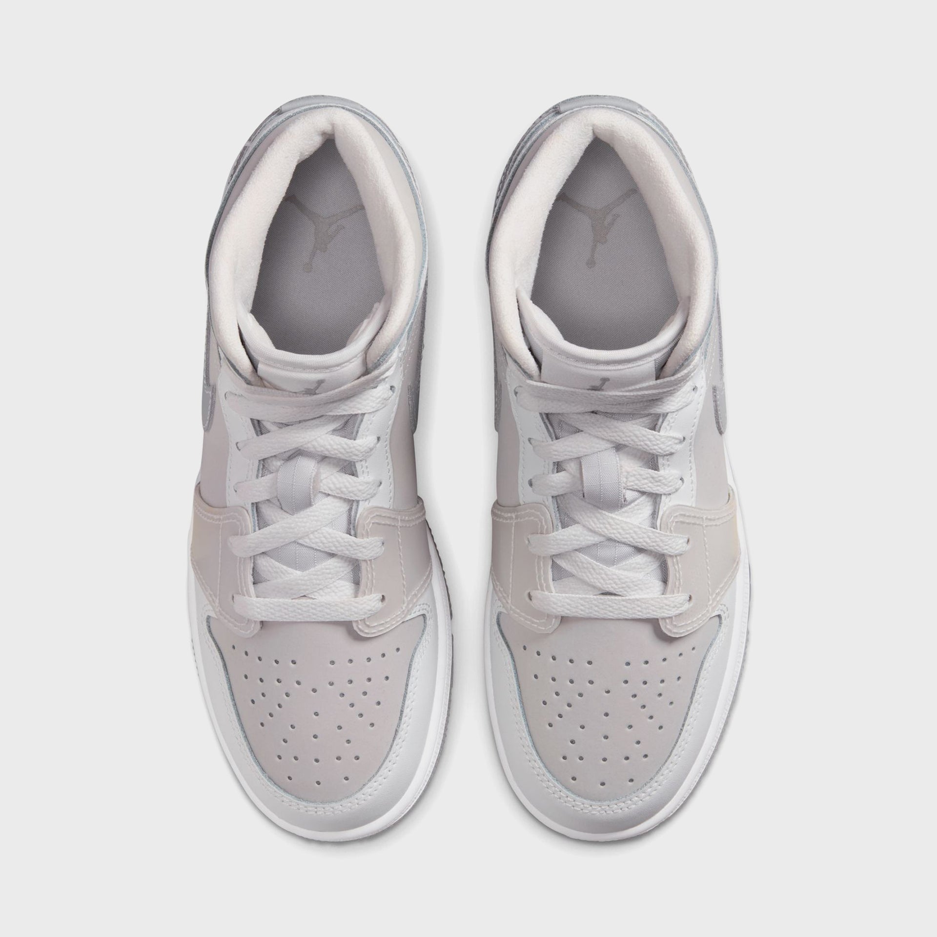 Jordan Air Jordan 1 Mid SE - Summit White / Metallic Silver