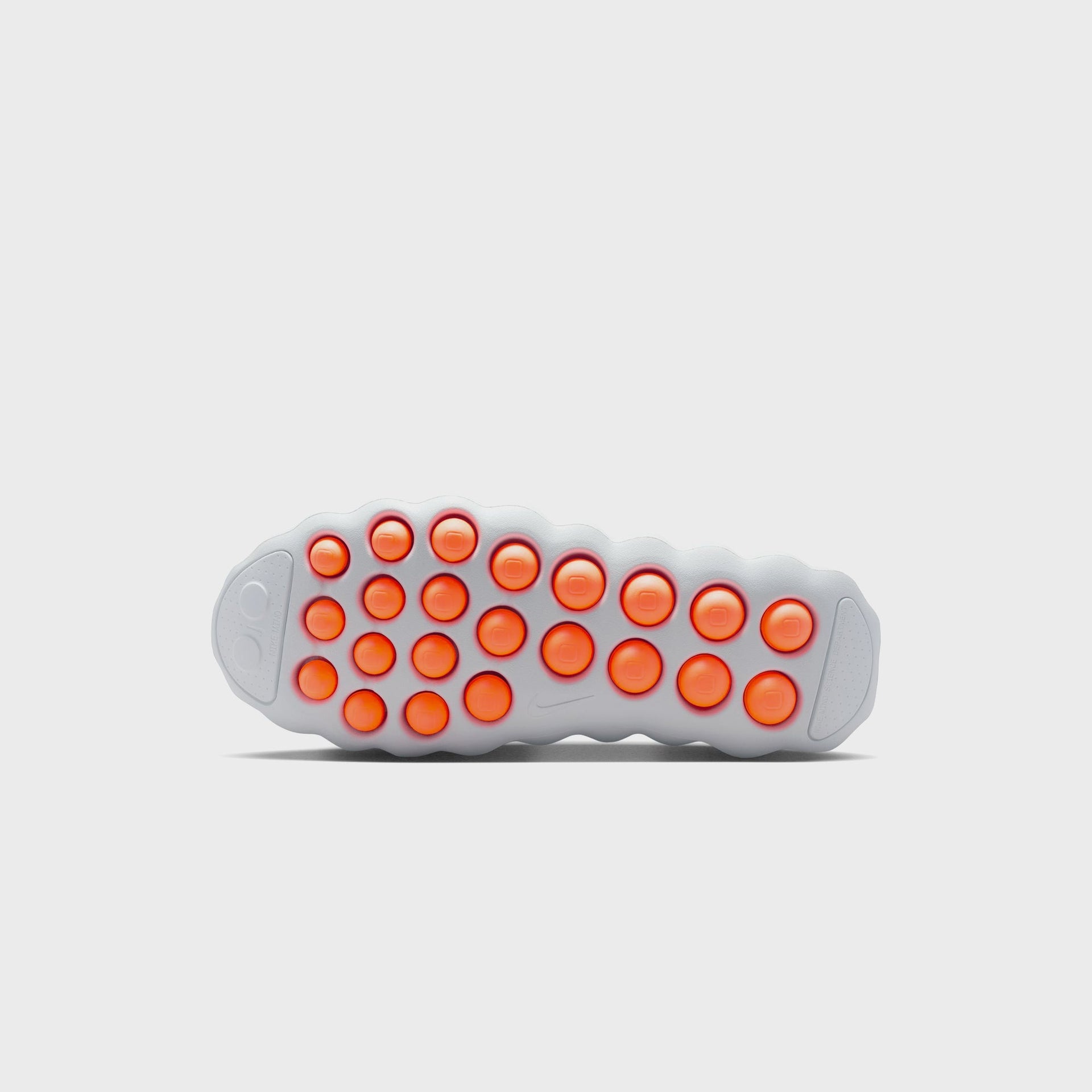 Nike Mind 002 - Light Smoke Grey / Photon Dust / Hyper Crimson / Chrome