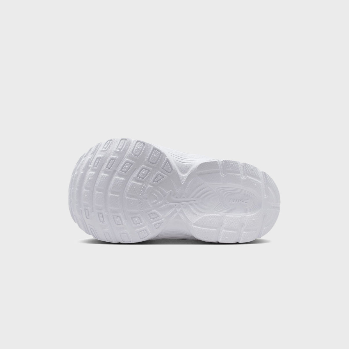Nike TD V5 Rnr - White / Metallic Silver / Pure Platinum