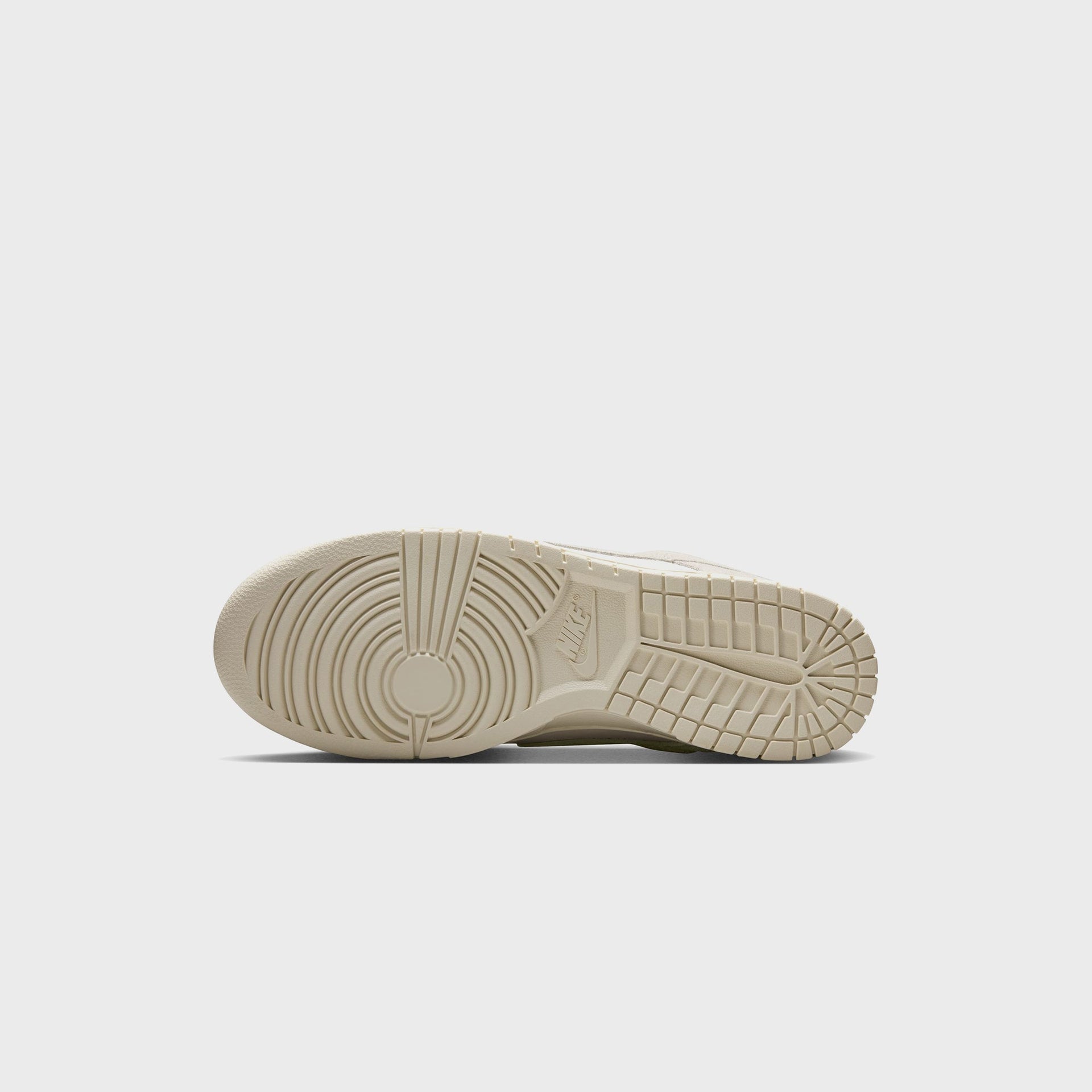 Nike Dunk Low Retro SE - Phantom / Phantom