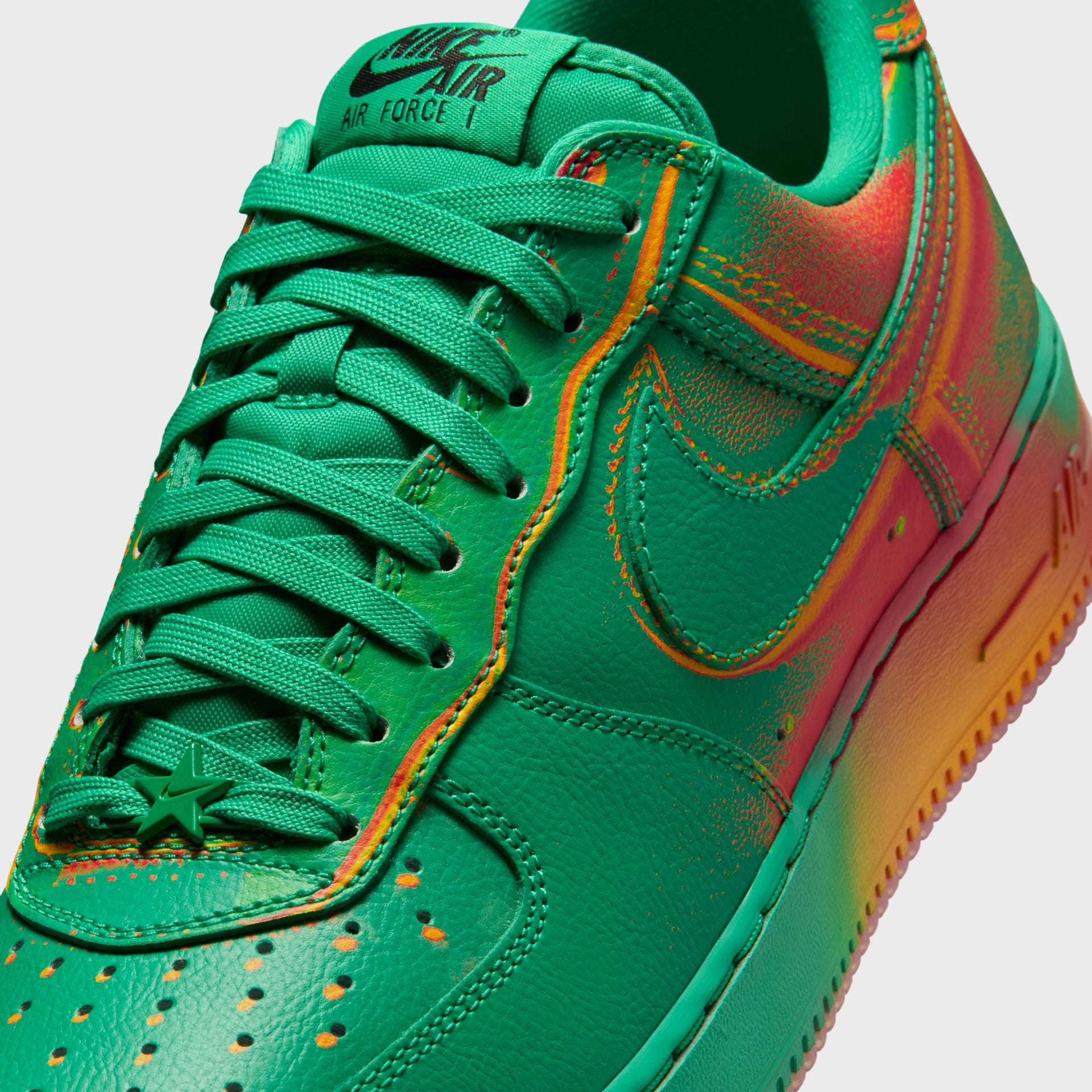 Nike Air Force 1 Low - Stadium Green / Laser Orange