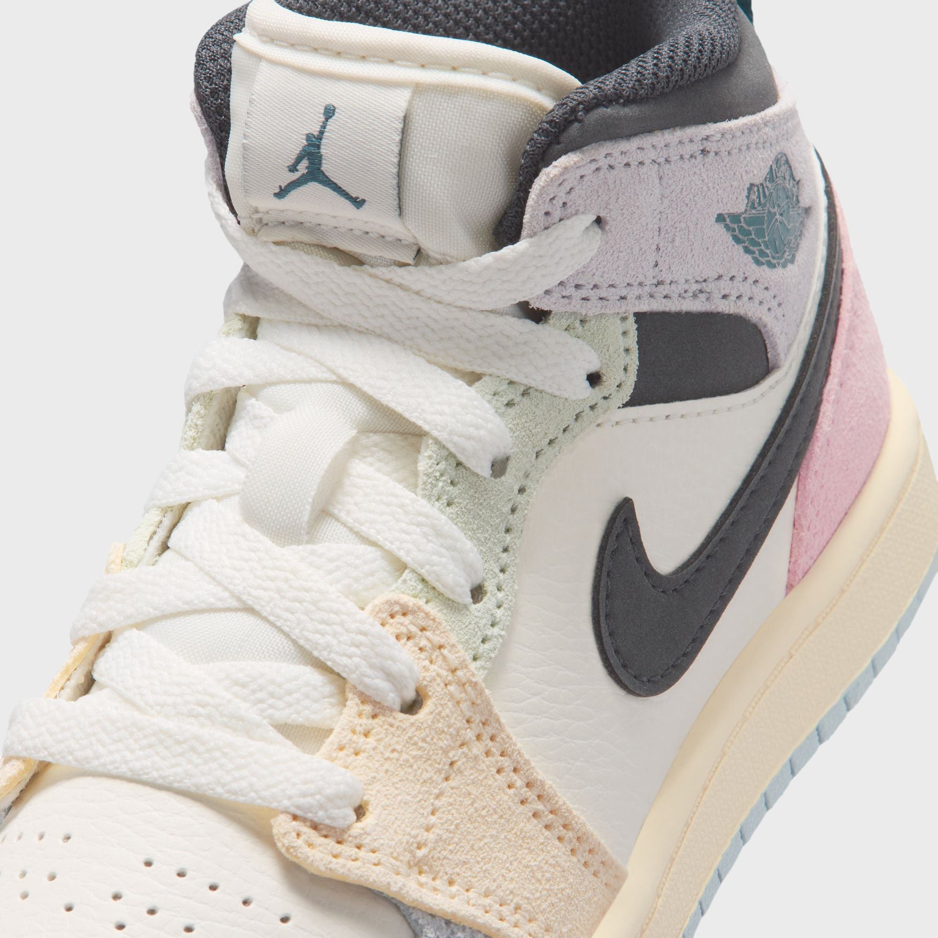 Jordan PS Air Jordan 1 Mid SE - Sail / Iced Jade / Anthracite / Jade Aura