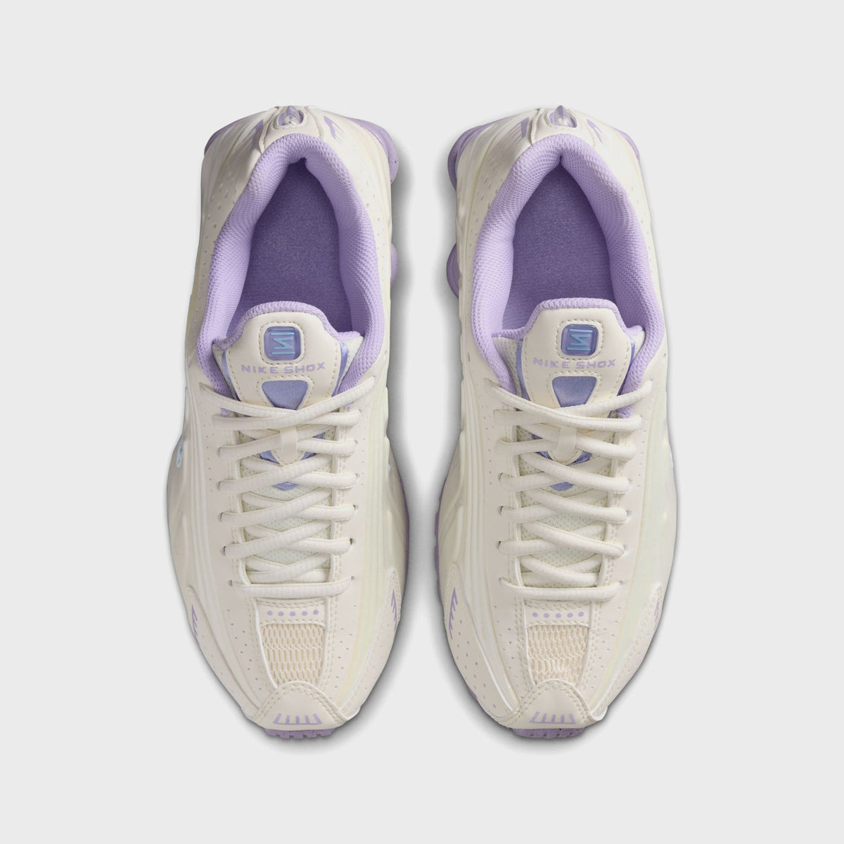 Nike GS Shox R4 - Soft Pearl / Celestine Blue / Hydrangeas