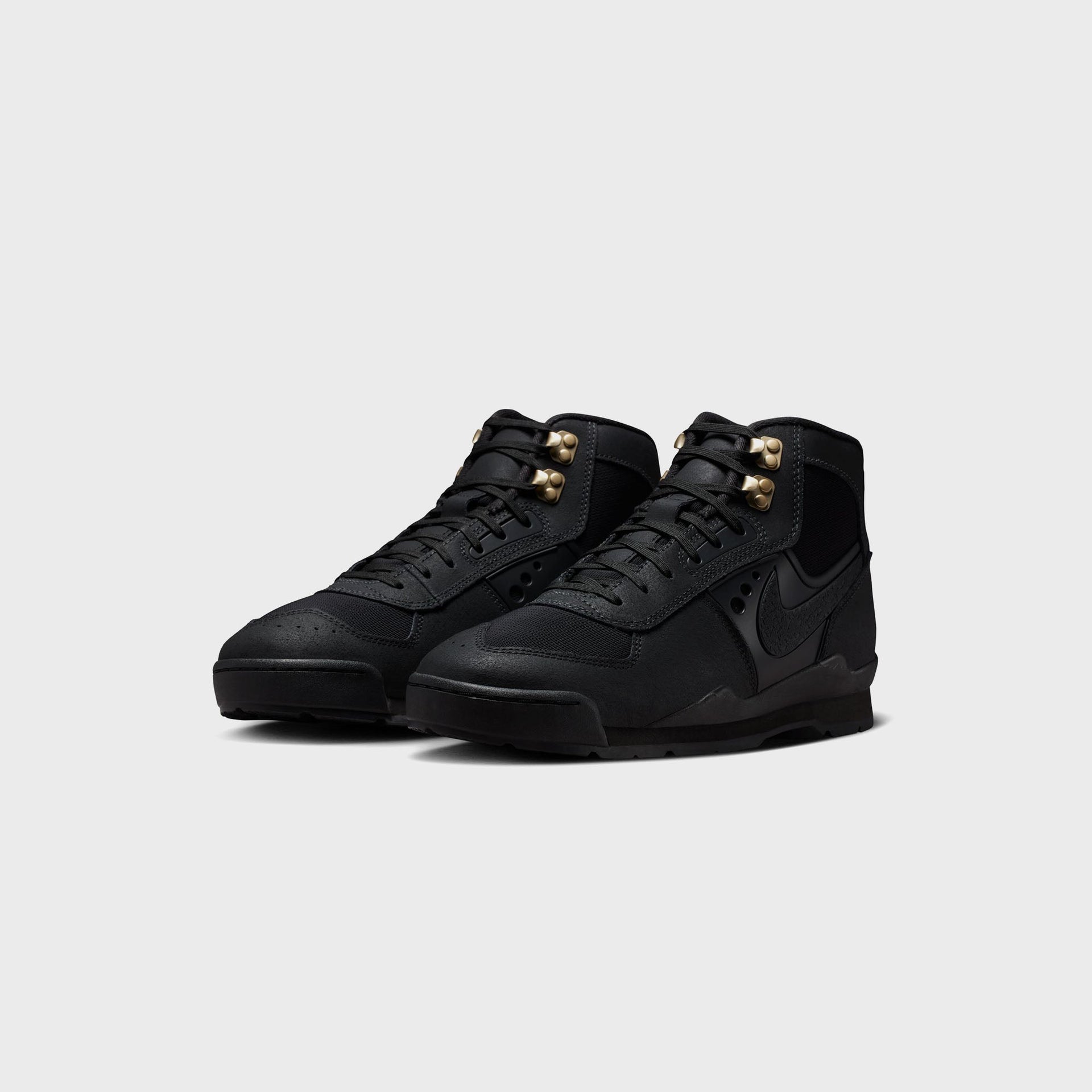 Nike Baltoro SP - Black / Gold