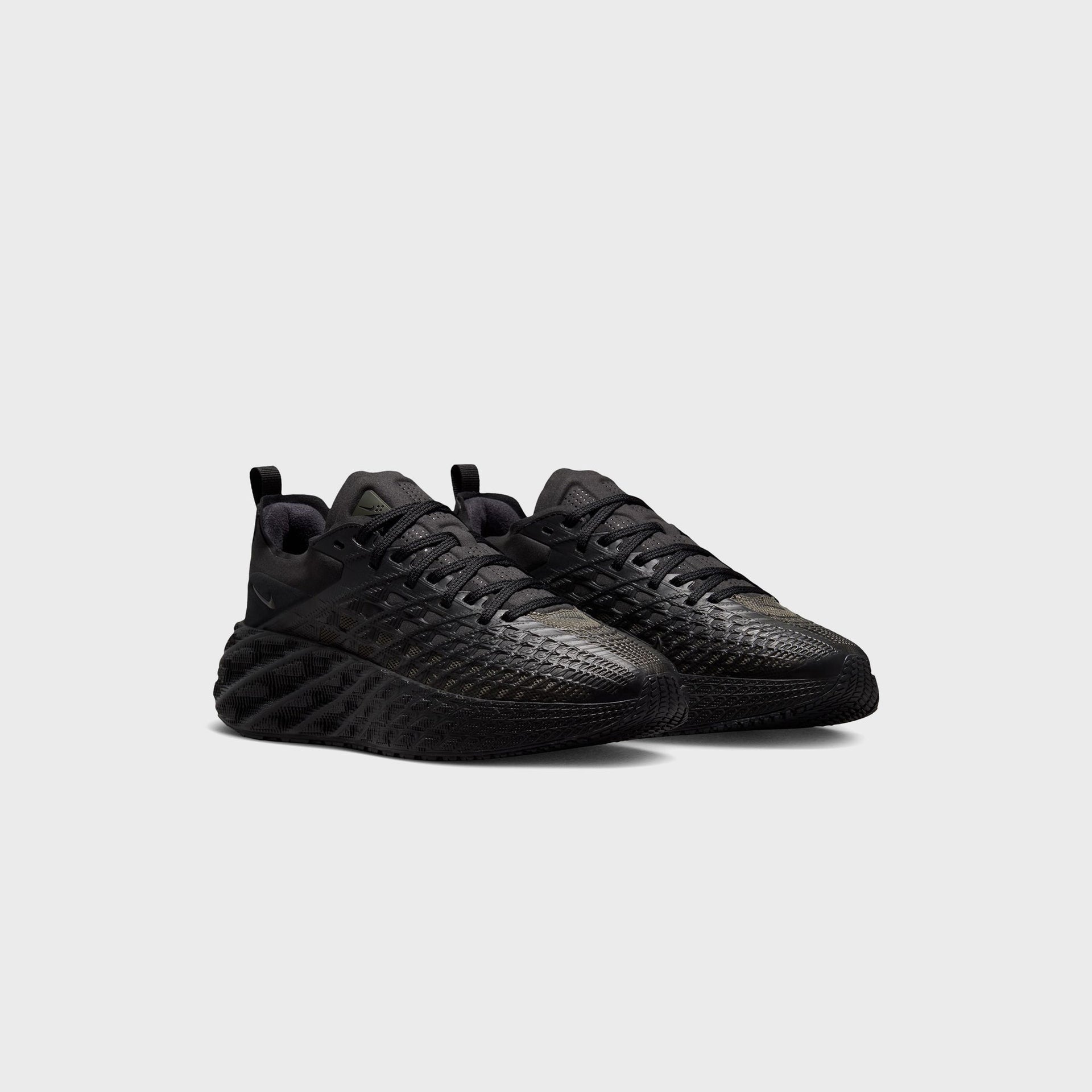 Nike Ava Edge - Black / College Grey / Newsprint