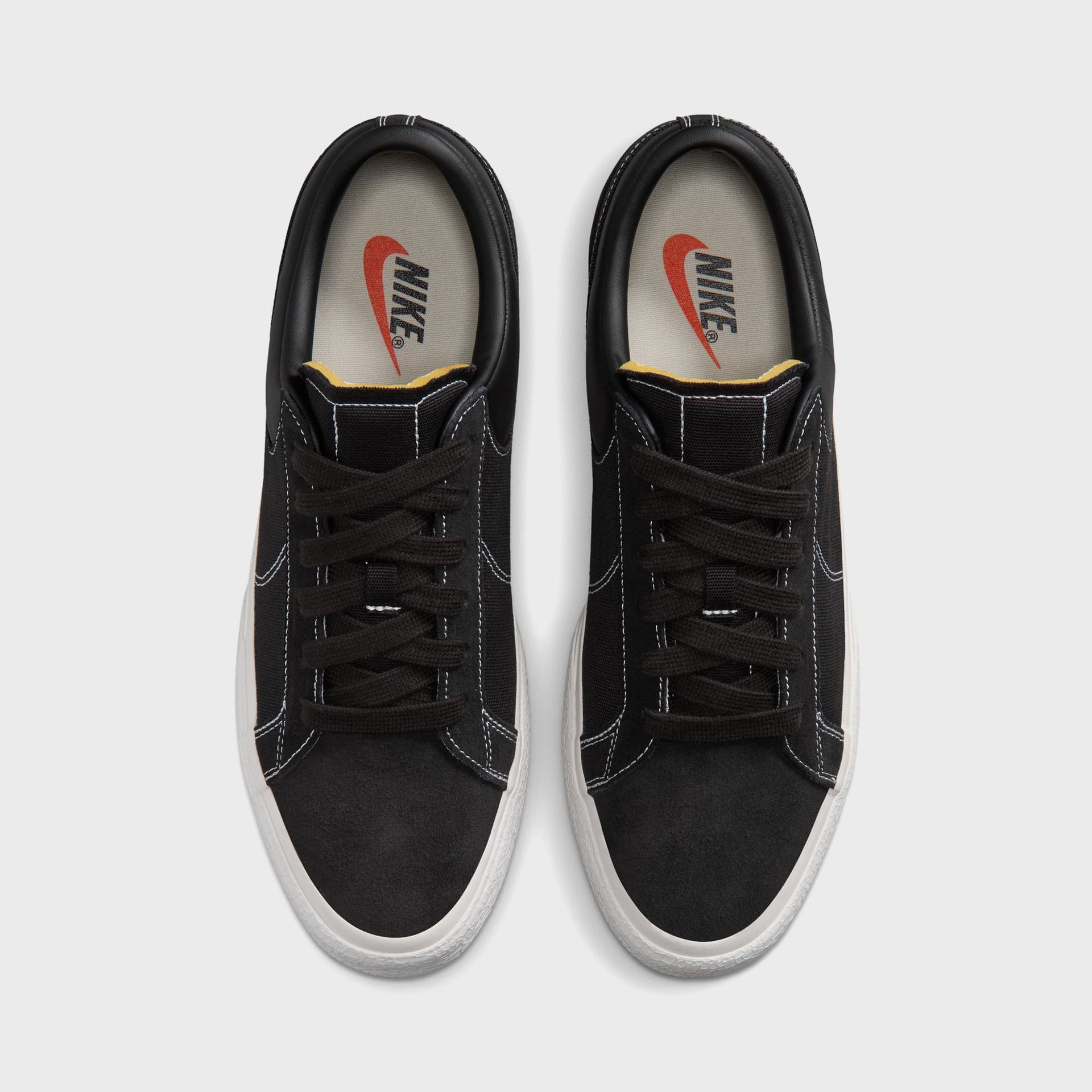 Nike Blazy - Black / Sail / White