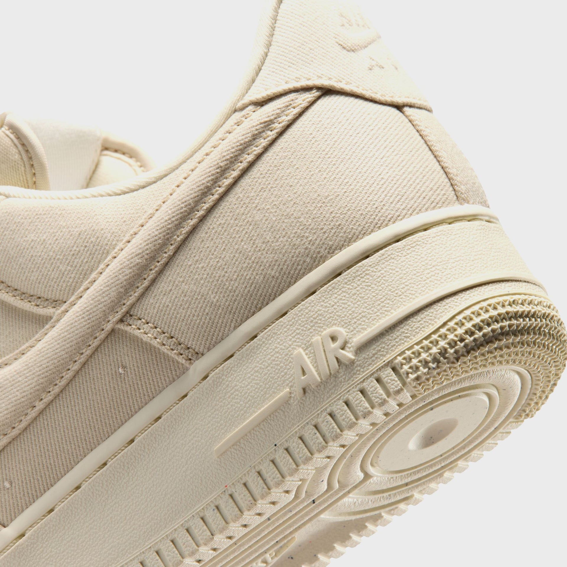 Nike Air Force 1 '07 LV8 - Beach / Coconut Milk / Sail
