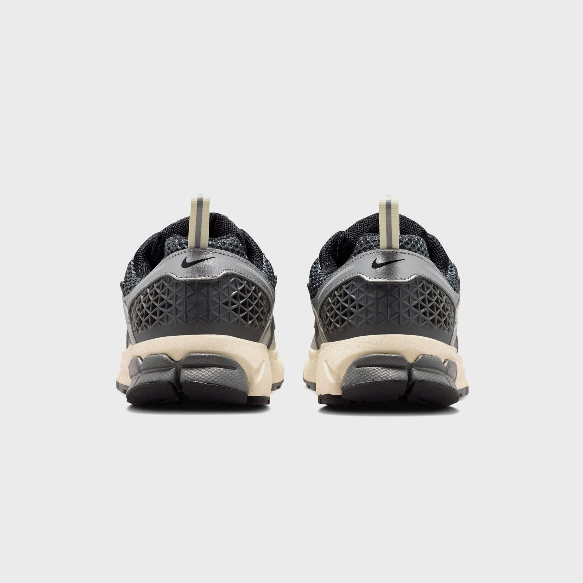 Nike GS Vomero 5 - Iron Grey / Chrome / Metallic Silver