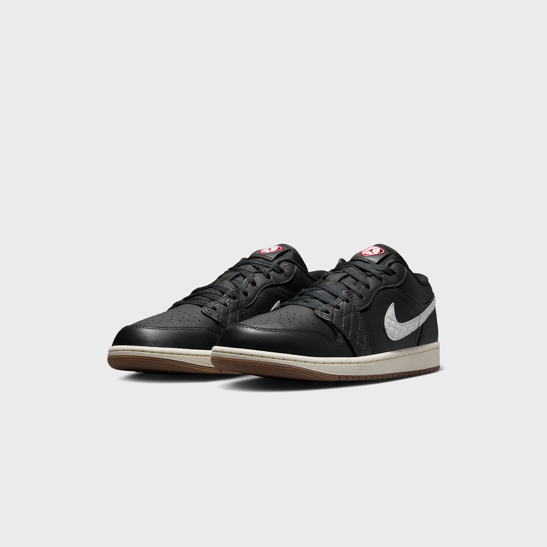 Jordan Air Jordan 1 Low SE - Off-Noir / University Red / Game Royal / Sail