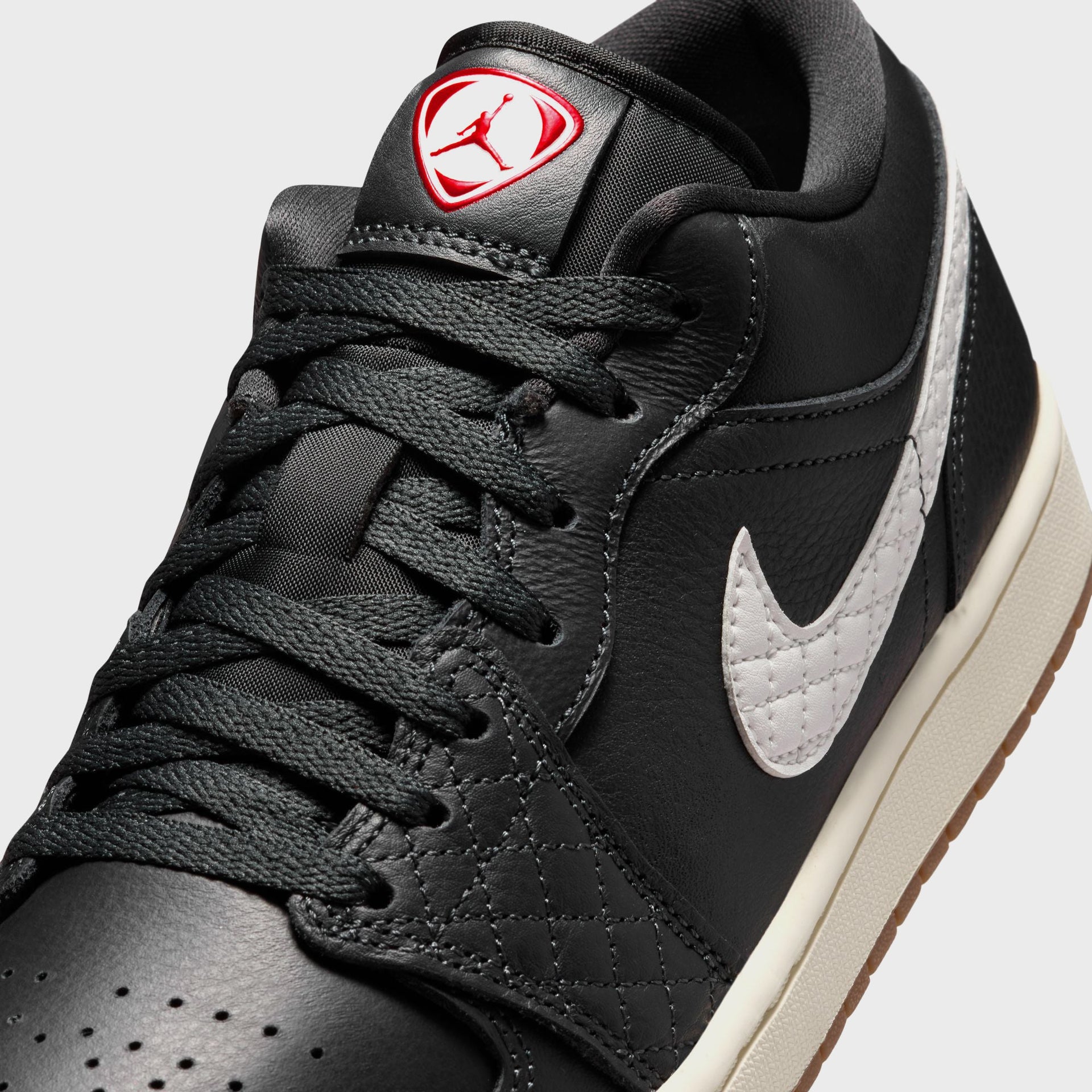 Jordan Air Jordan 1 Low SE - Off-Noir / University Red / Game Royal / Sail