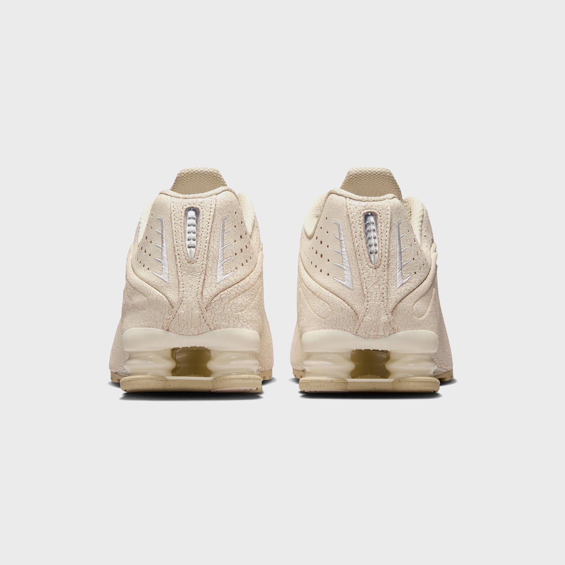 Nike Shox R4 - Natural / Metallic Silver