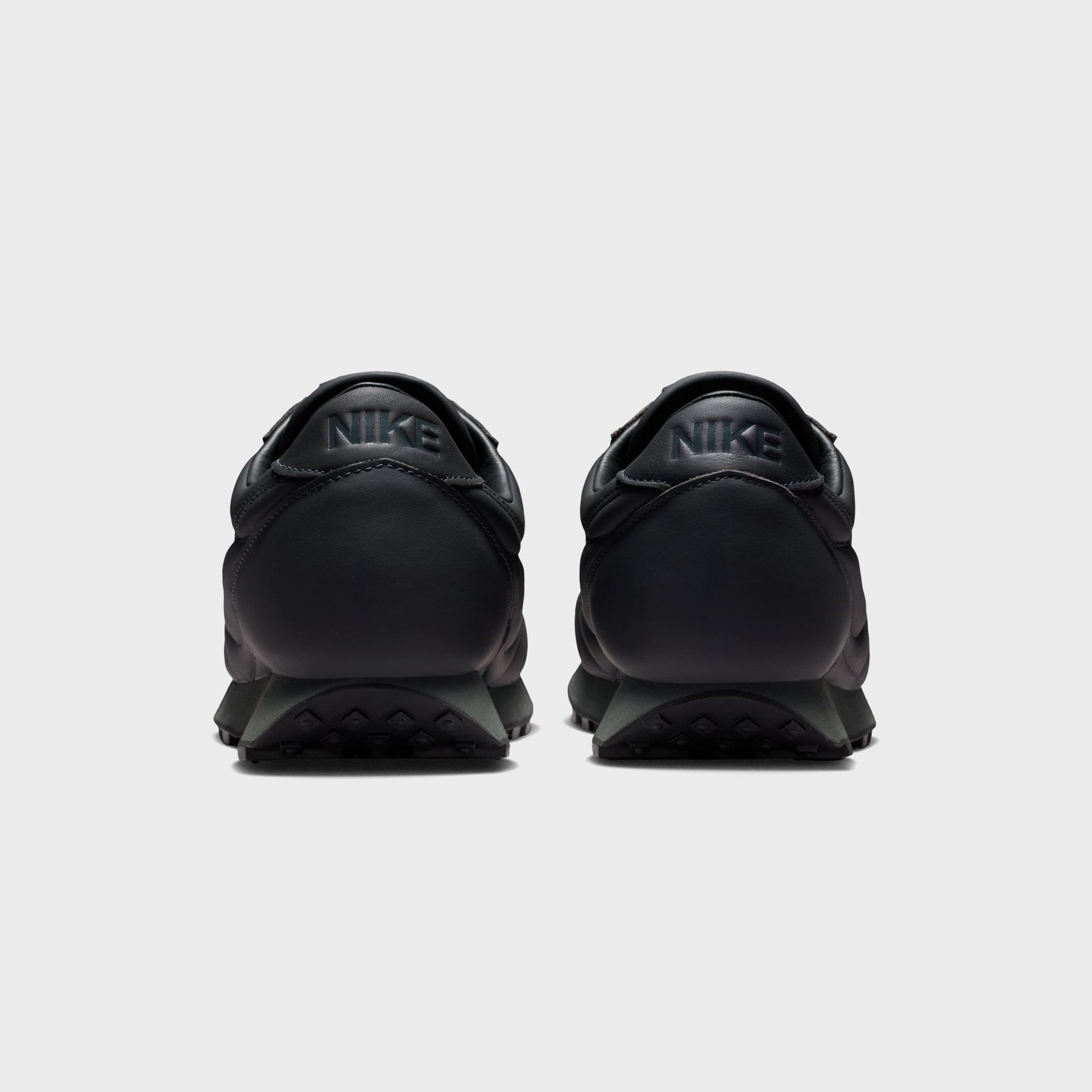 Nike Daybreak - Anthracite / Light Bone