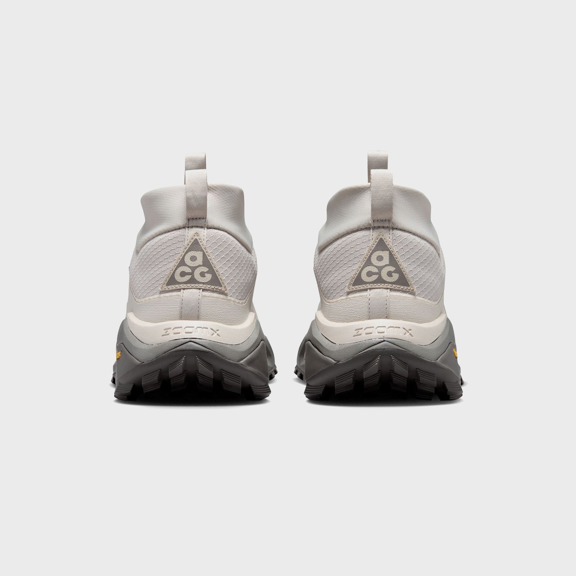 Nike ACG Zegama Hike - Cream II / Light Orewood Brown / Cave Stone