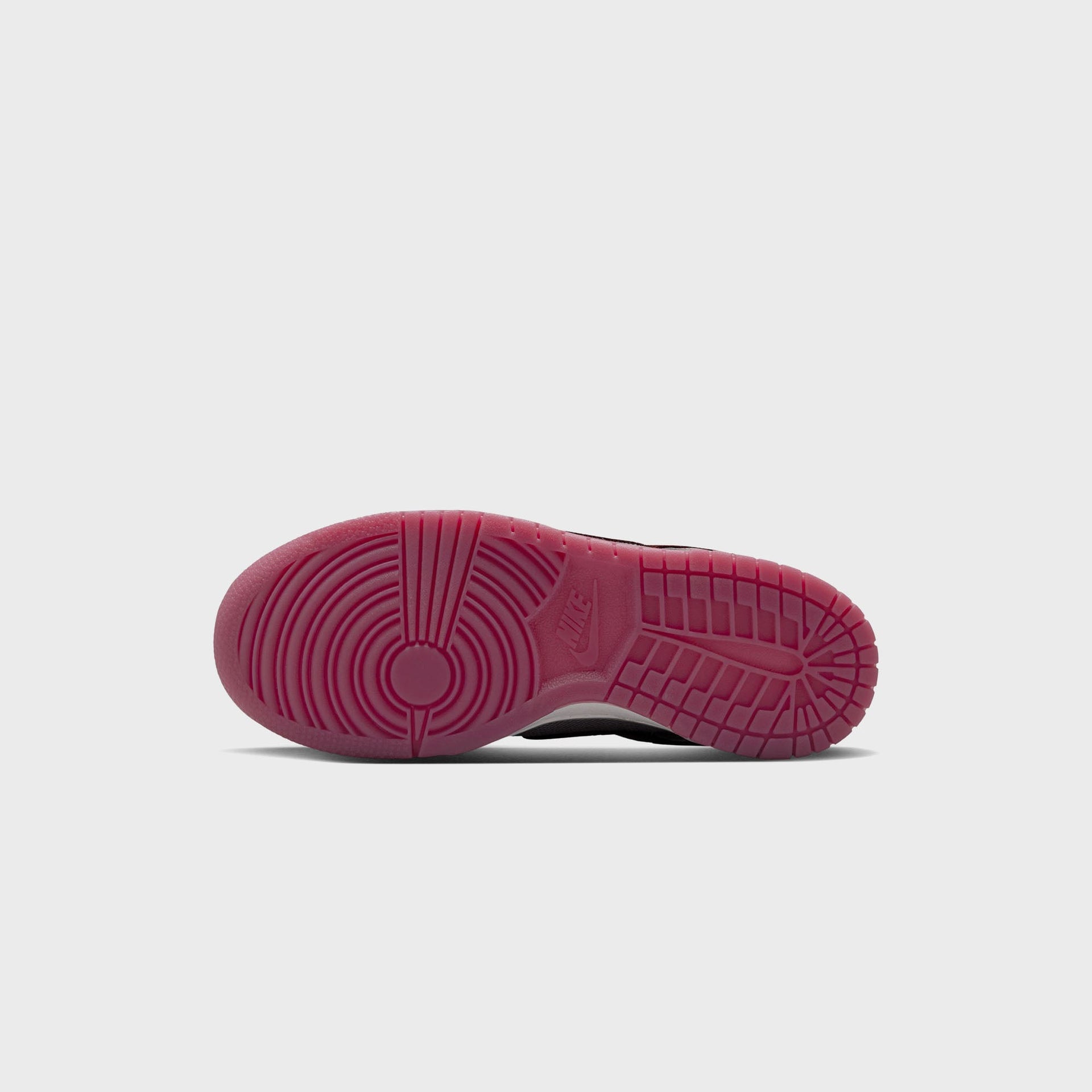 Nike GS Dunk Low LV8 1 - Pure Platinum / Wolf Grey / Team Red / Burgundy Crush