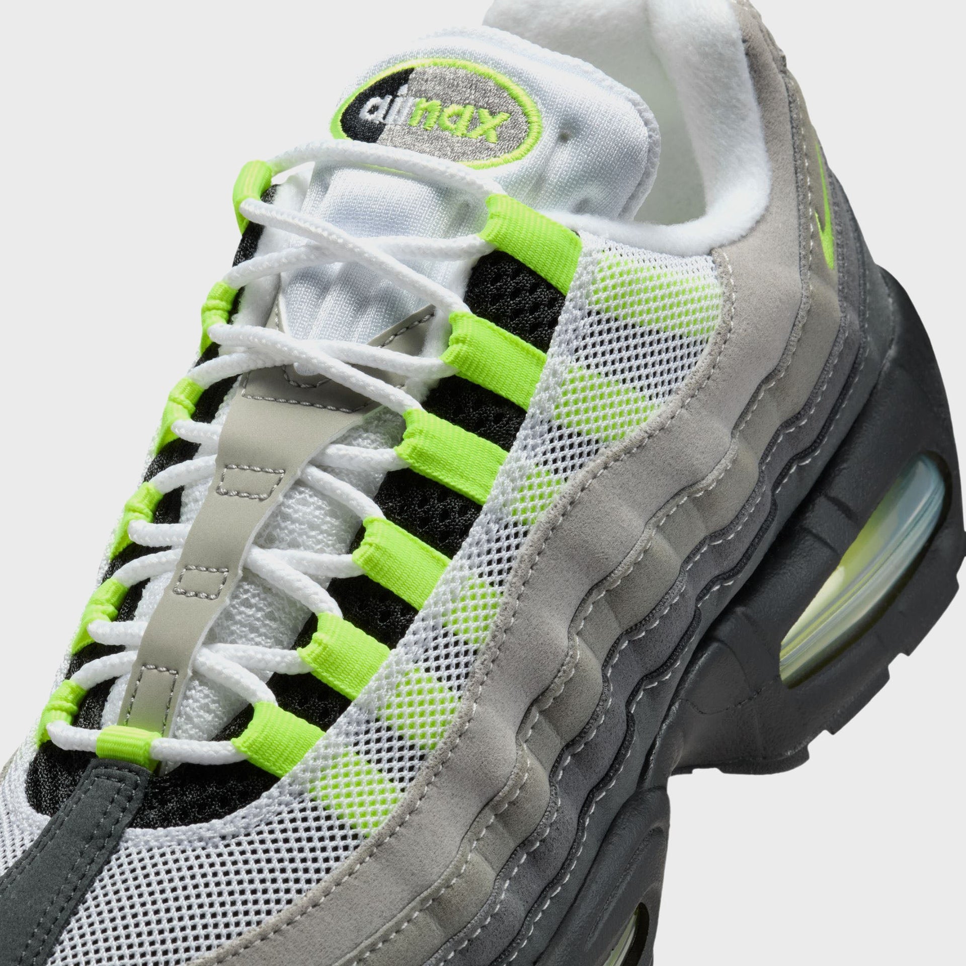 Nike WMNS Air Max 95 - Black / Anthracite / Light Graphite / Neon Yellow