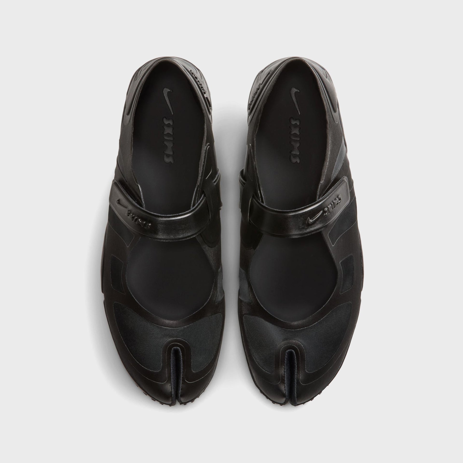 NikeSKIMS WMNS Rift Satin - Black / Black / Black