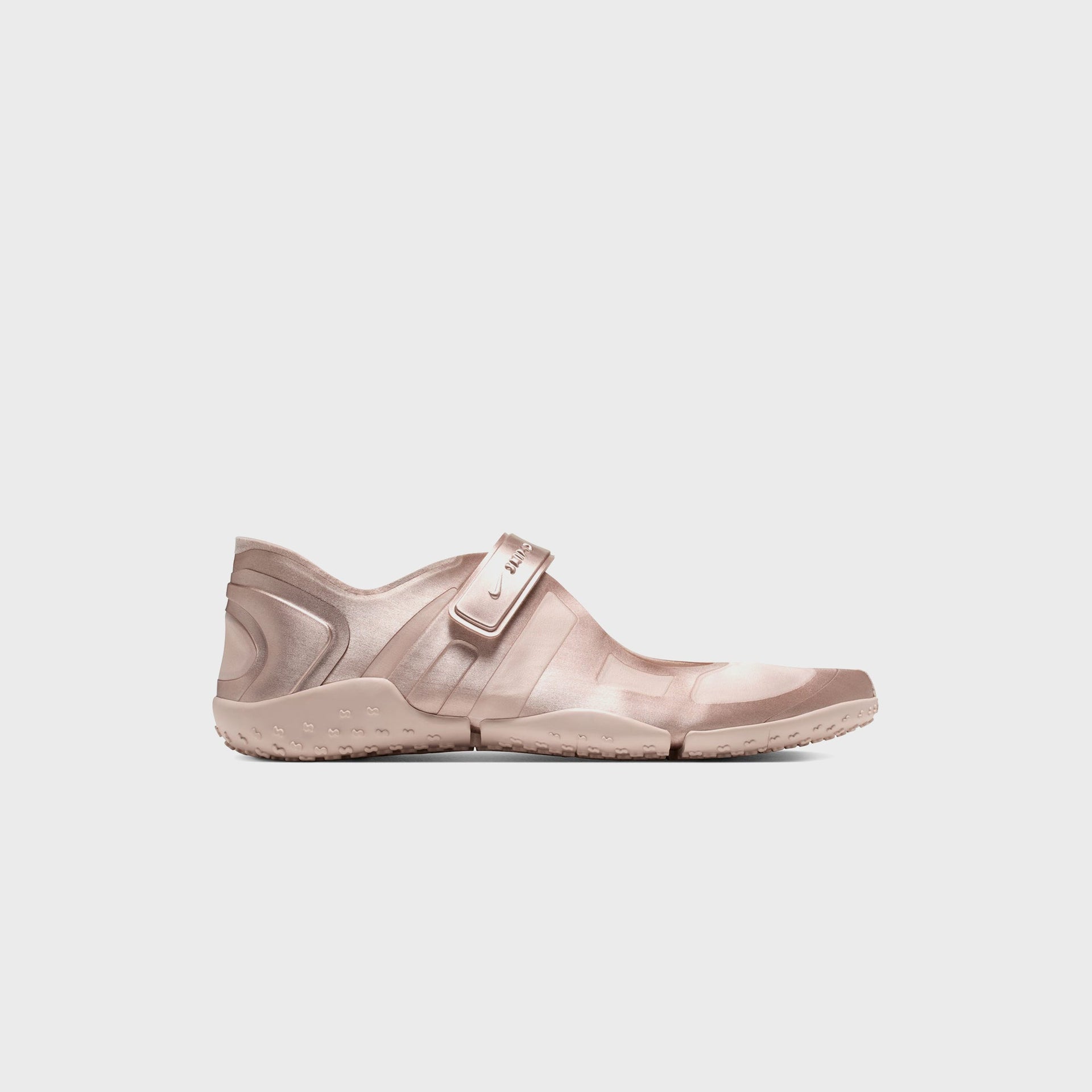 NikeSKIMS WMNS Rift Satin - Silt Red / Silt Red / Silt Red