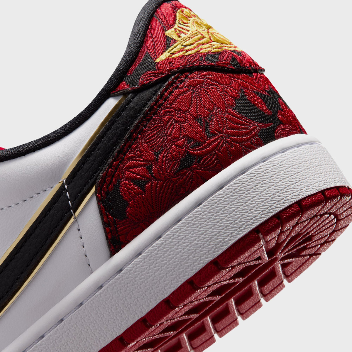Jordan Air Jordan 1 Low OG - Black / Varsity Red / Summit White