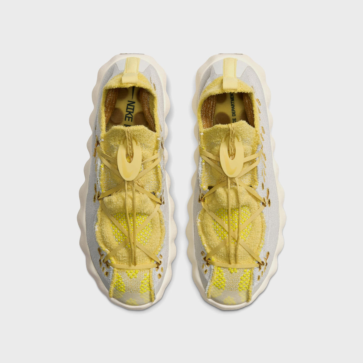 Nike Mind 002 - Light Bone / Saturn Gold / Infinite Gold / Wheat / Sail