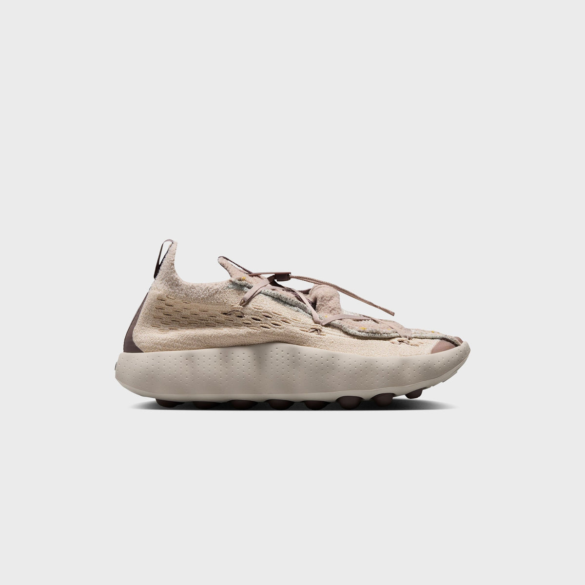 Nike Mind 002 - Sand Drift / Fossil Rose / Plum Eclipse / Light Orewood Brown
