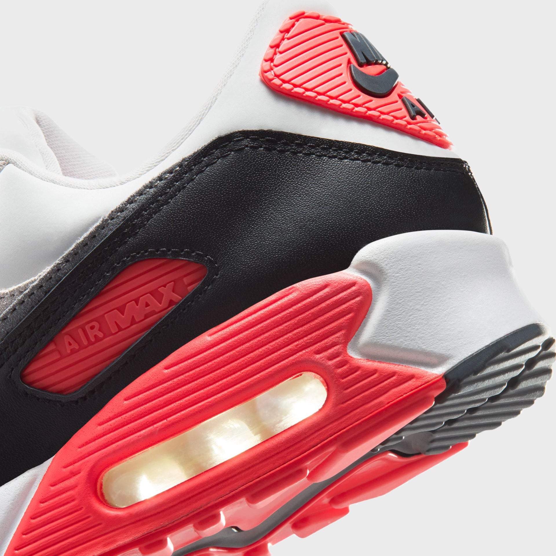 Nike Air Max 90 - White / Cement Grey / Infrared / Black