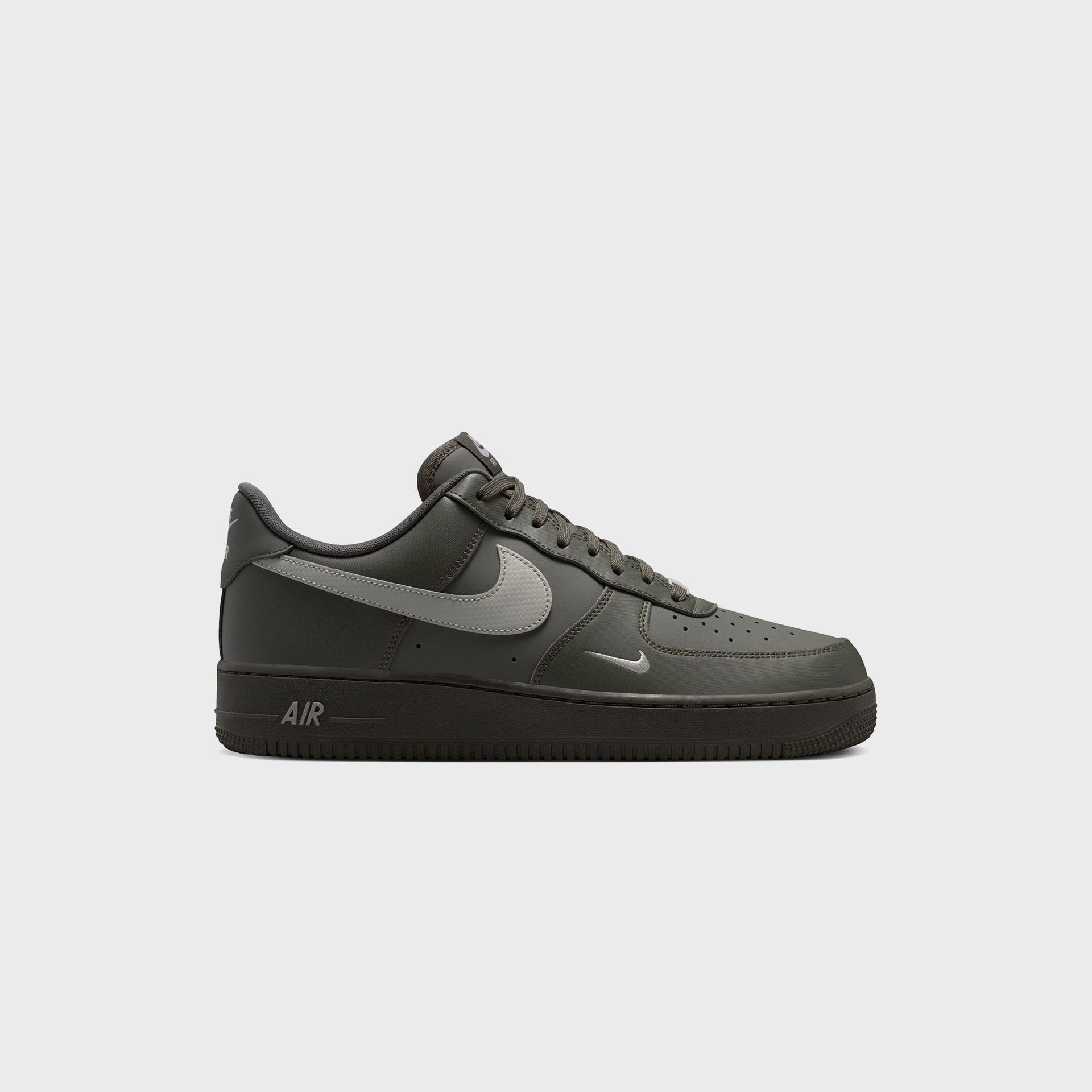 Nike Air Force 1 '07 - Newsprint / College Grey