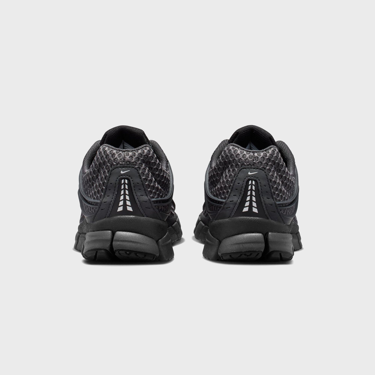 Nike WMNS Zoom Skylon 11 - Anthracite / Metallic Silver / Reflective Silver / Black