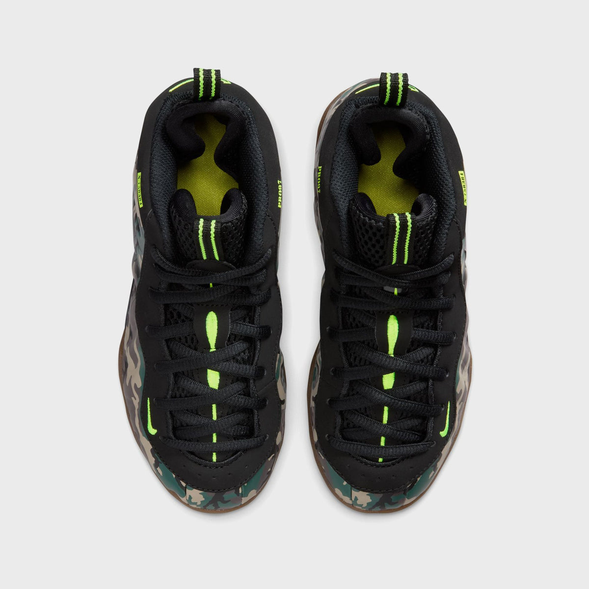 Heel view of Nike PS Little Posite Pro preschool sneakers with volt green embroidered Swoosh