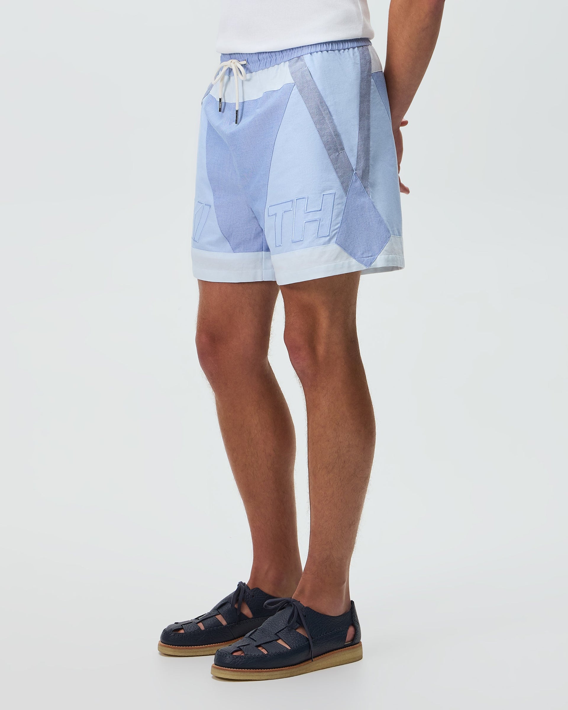 gid://shopify/MediaImage/45751516234004